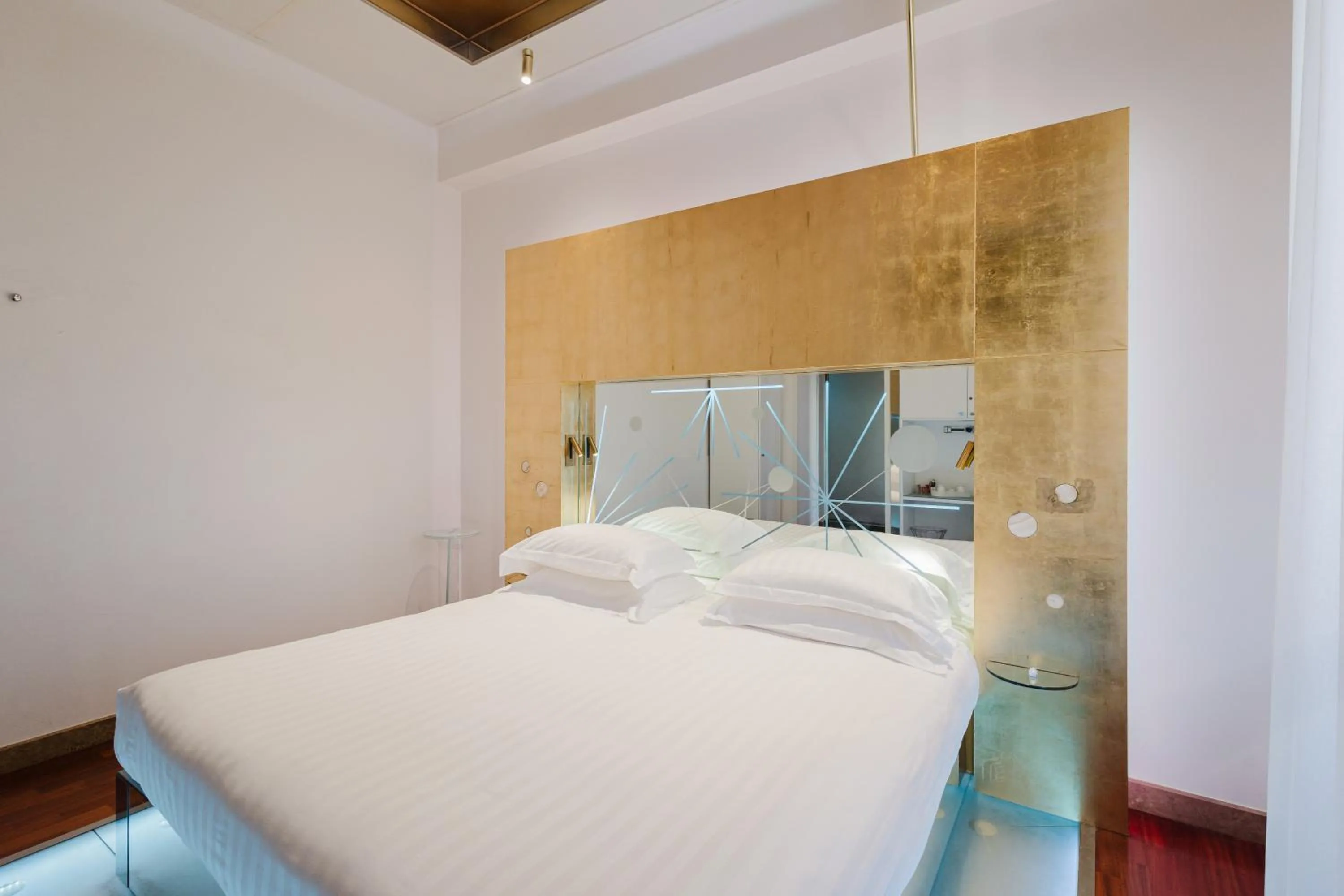 Bed in Hotel Trecento