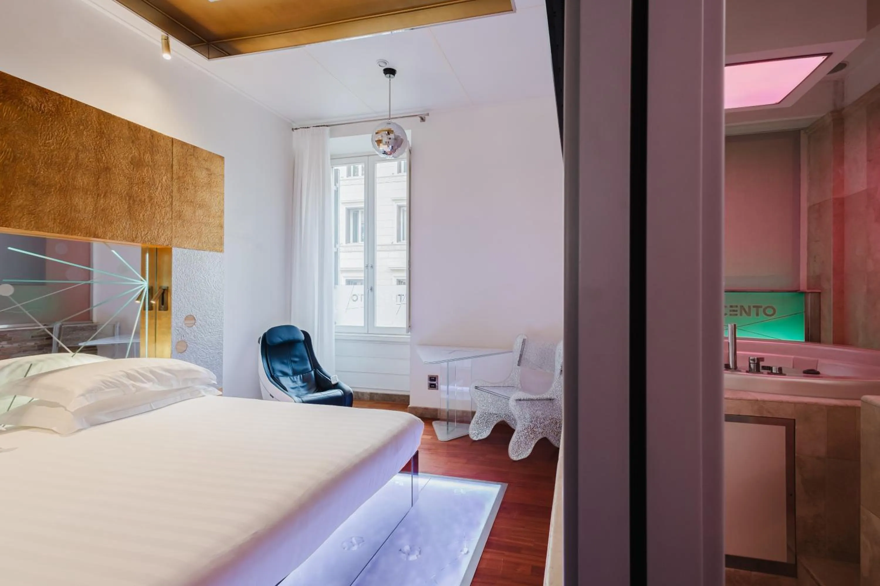 Photo of the whole room, Bed in Hotel Trecento