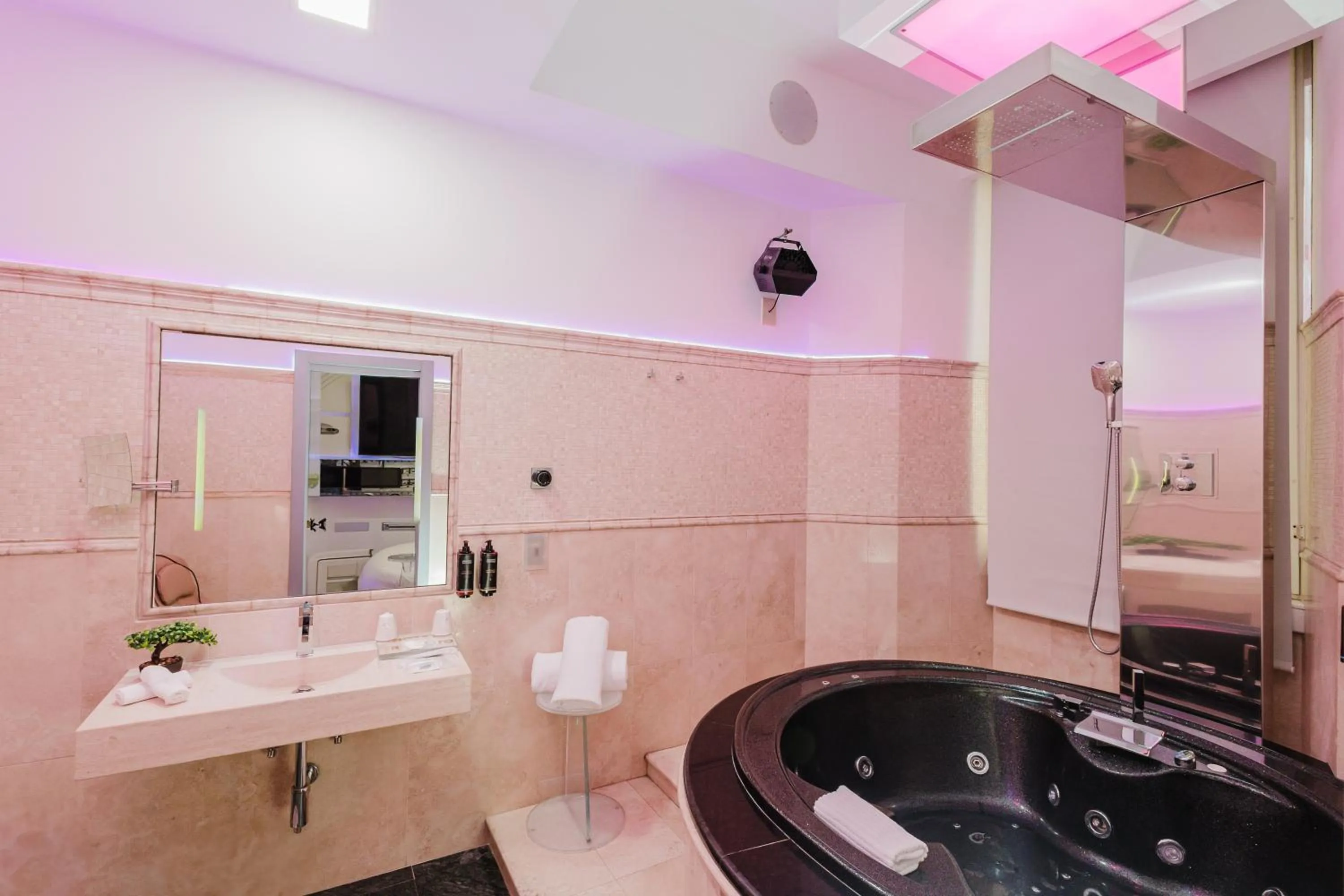 Bathroom in Hotel Trecento