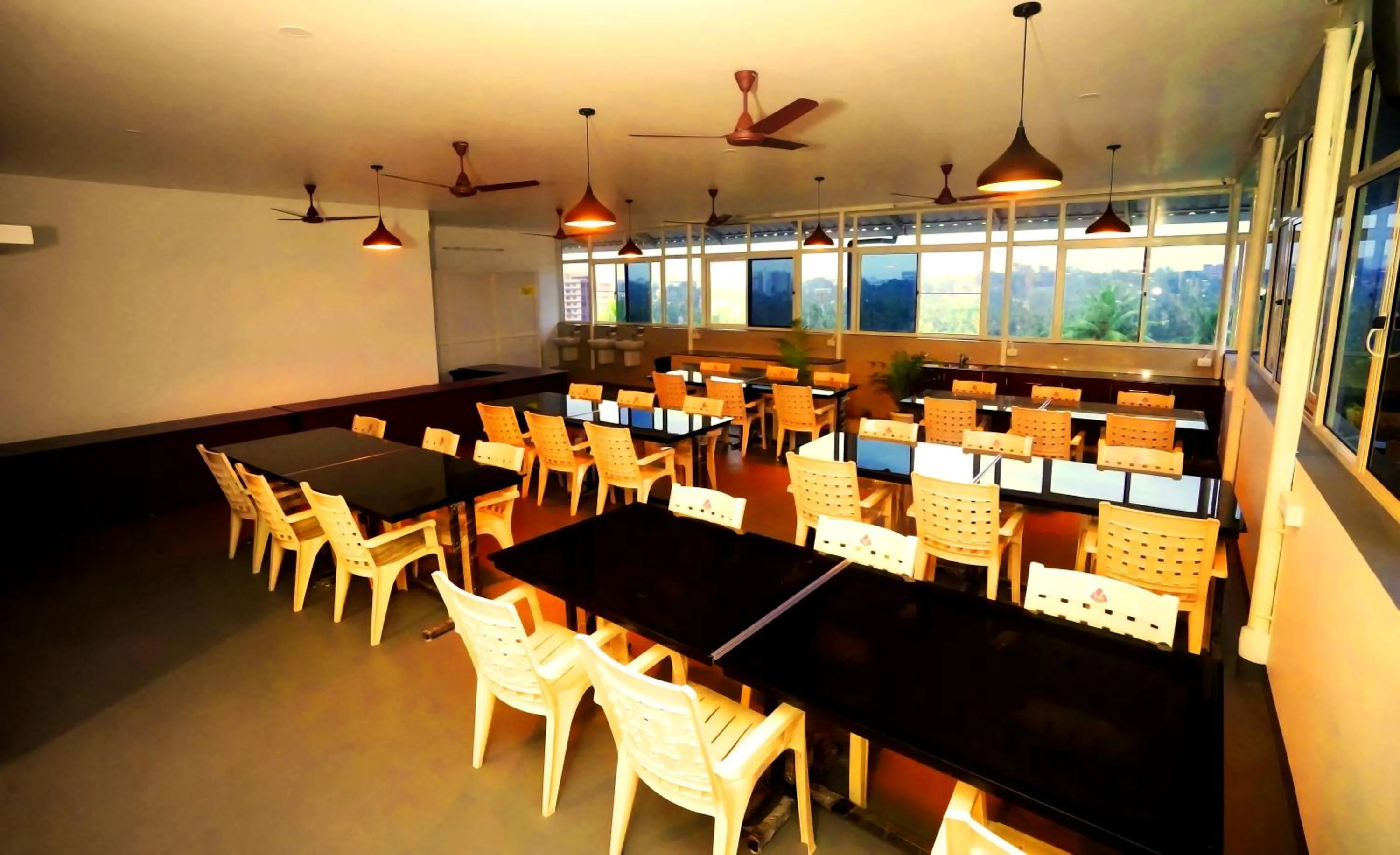 Banquet/Function facilities in BLUEWAY RESIDENCY BUSINESS BOUTIQUE HOTEL