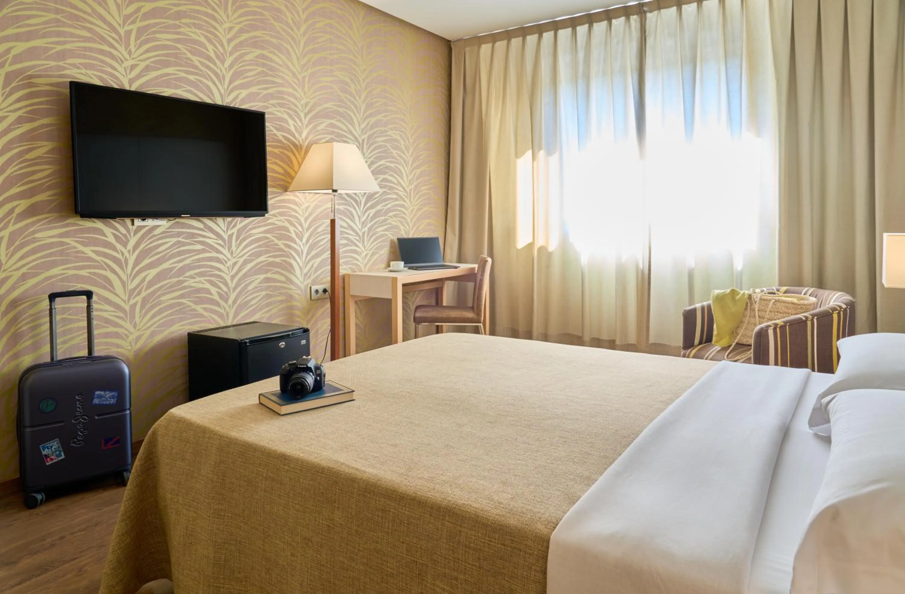 Photo of the whole room, Bed in Hotel Macià Doñana