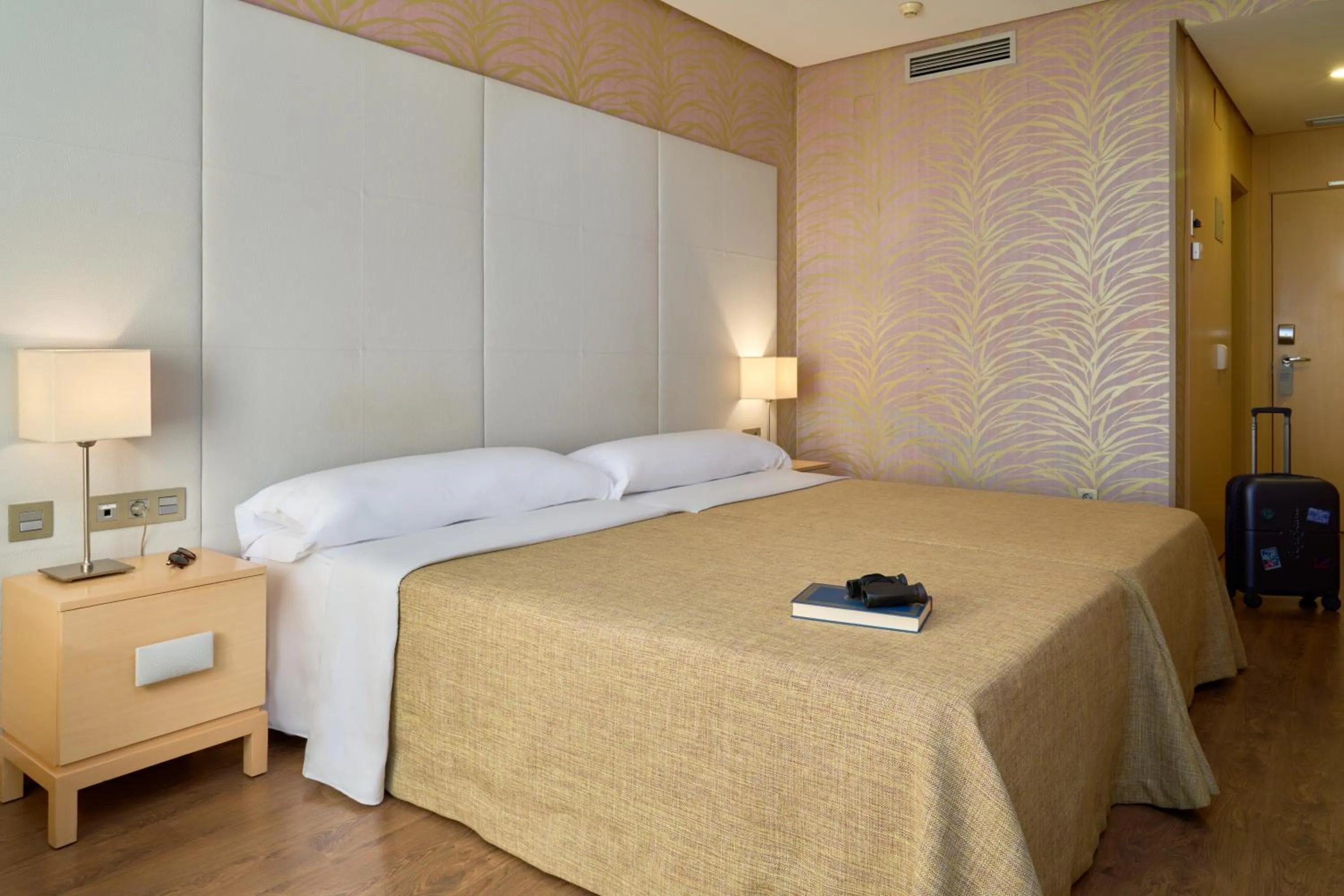 Photo of the whole room, Bed in Hotel Macià Doñana