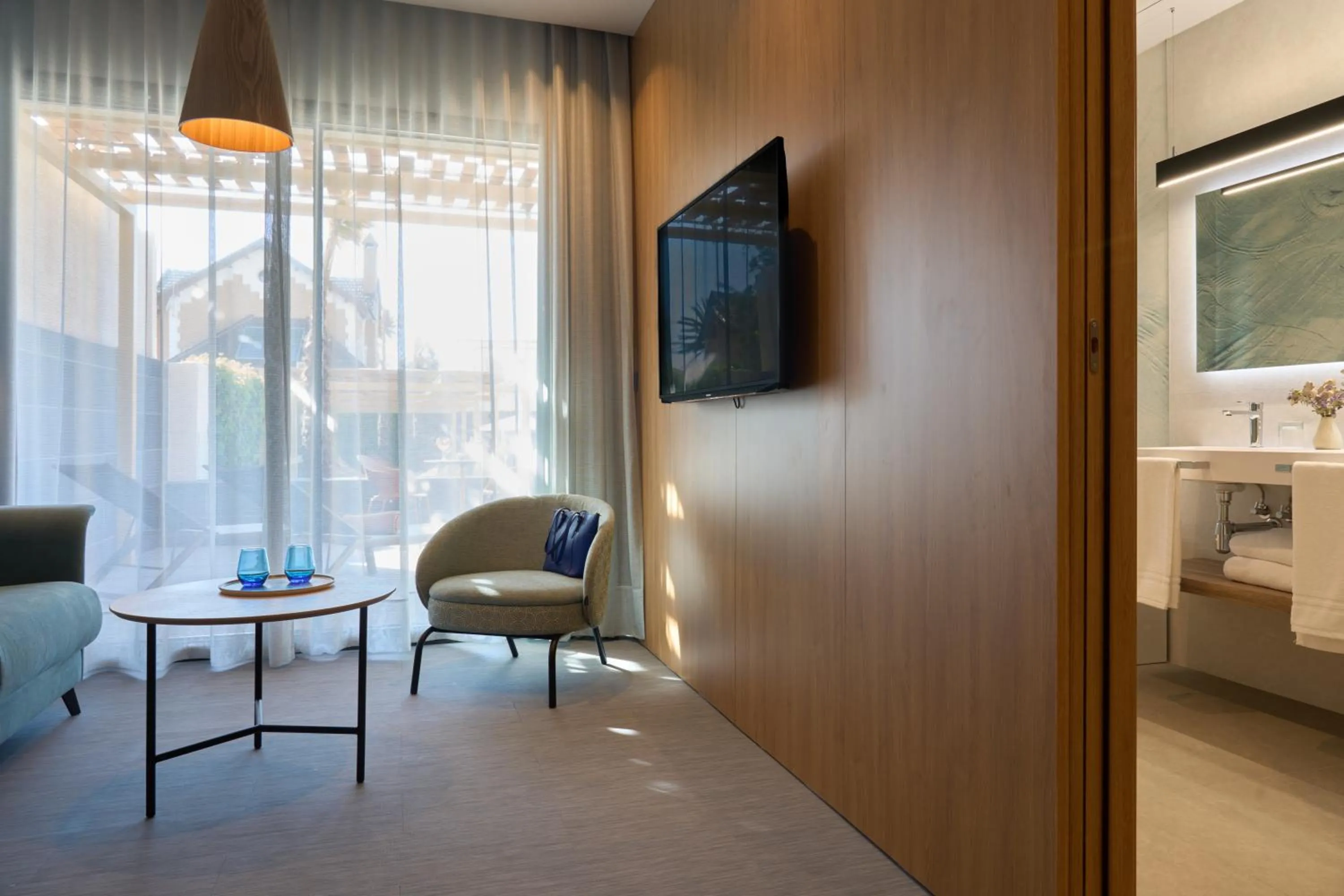 TV and multimedia in Hotel Macià Doñana