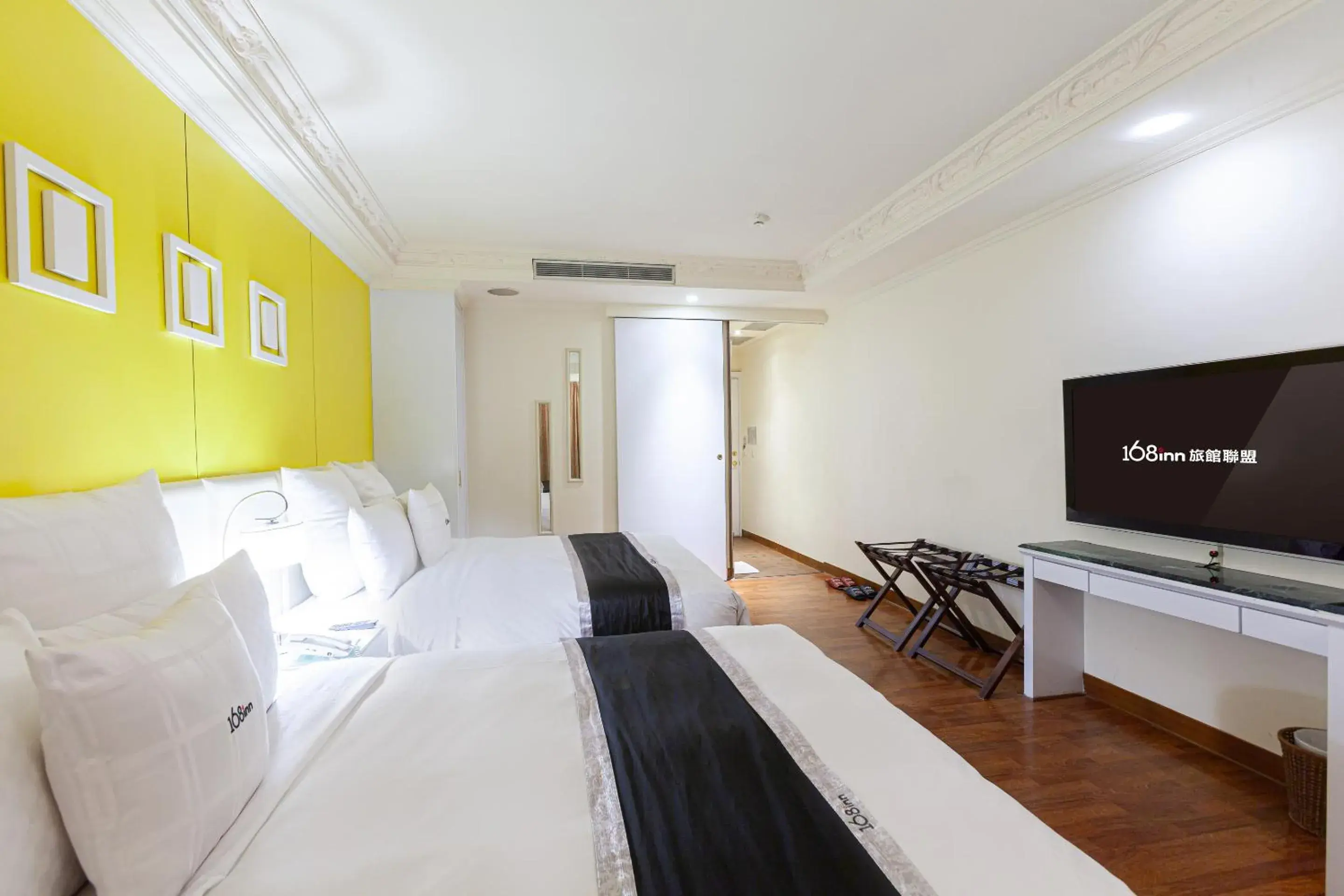 Bed in 168 Motel-PingZhen