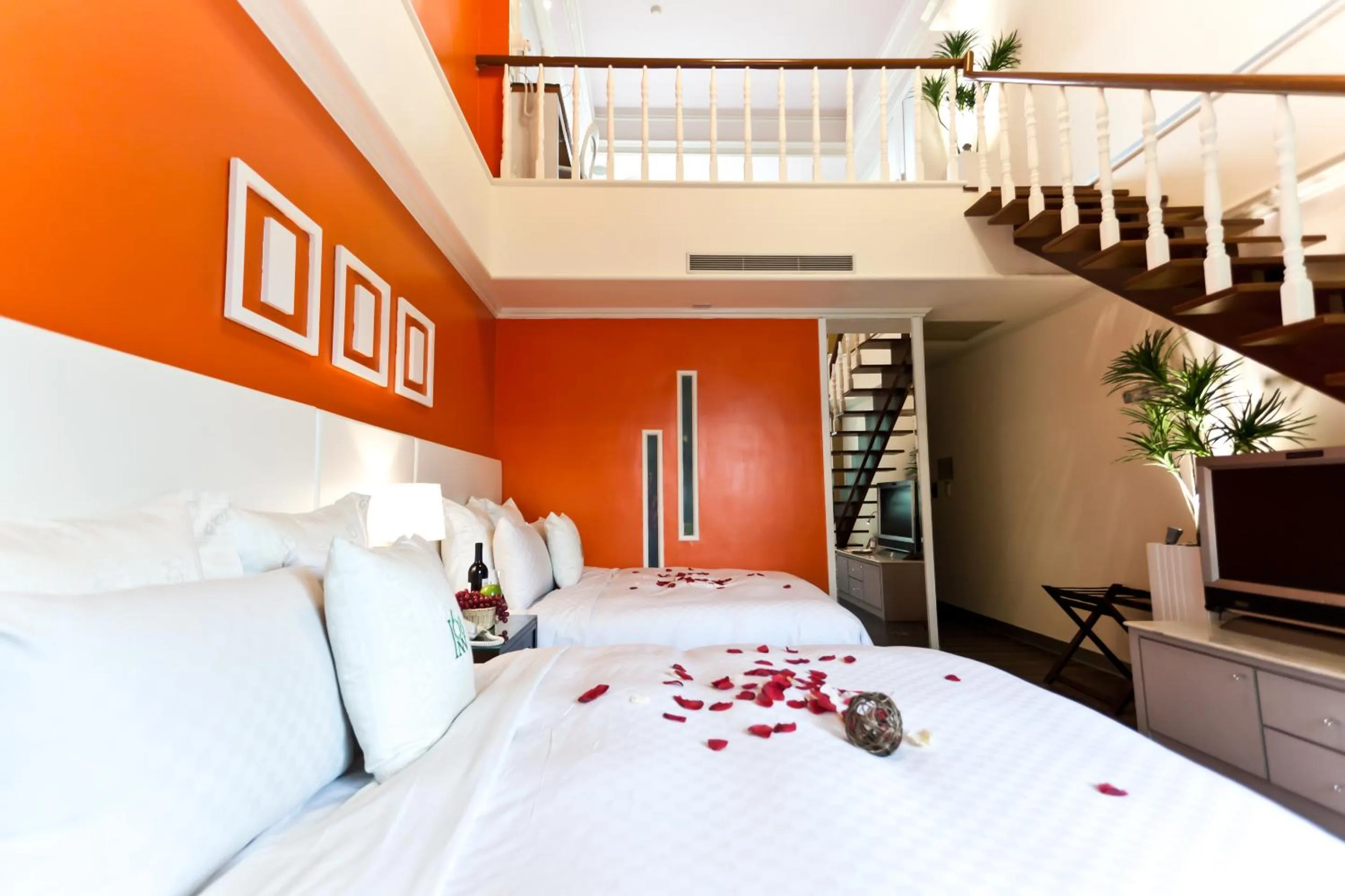 Photo of the whole room in 168 Motel-PingZhen