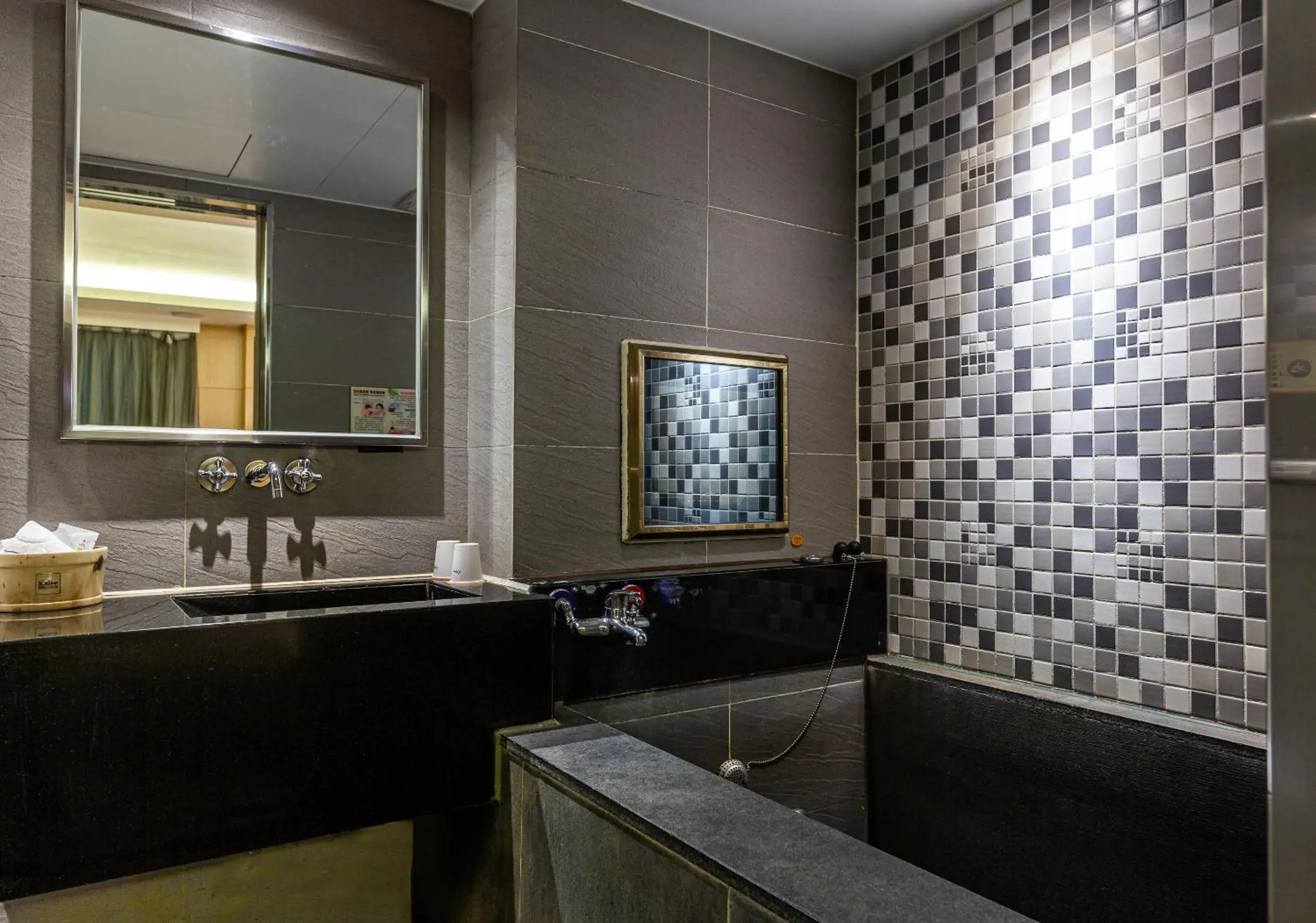 Bathroom in 168 Motel-PingZhen