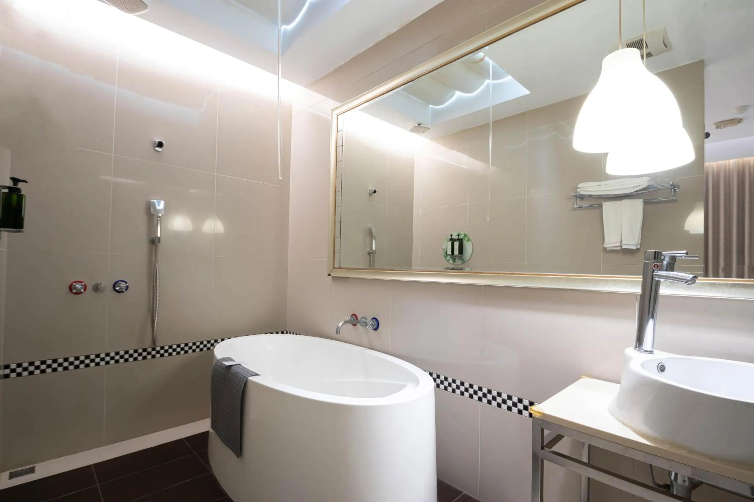 Bathroom in 168 Motel-Taoyuan