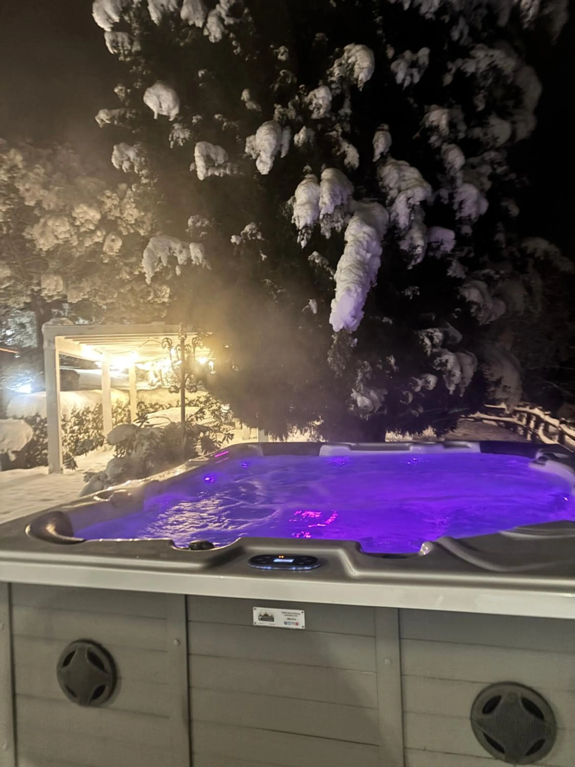 Hot Tub in Residence Villa degli Ulivi