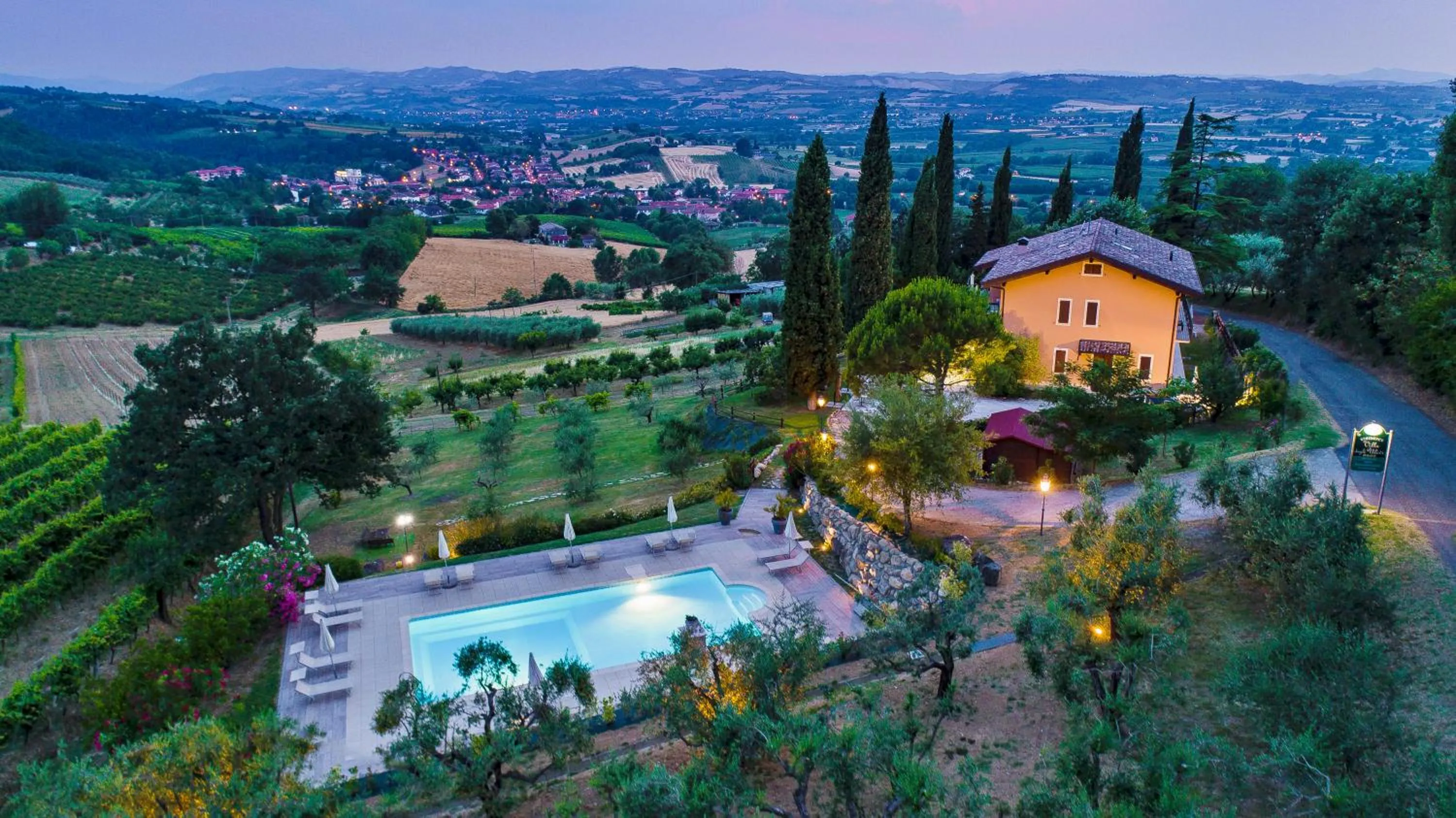Pool view in Residence Villa degli Ulivi