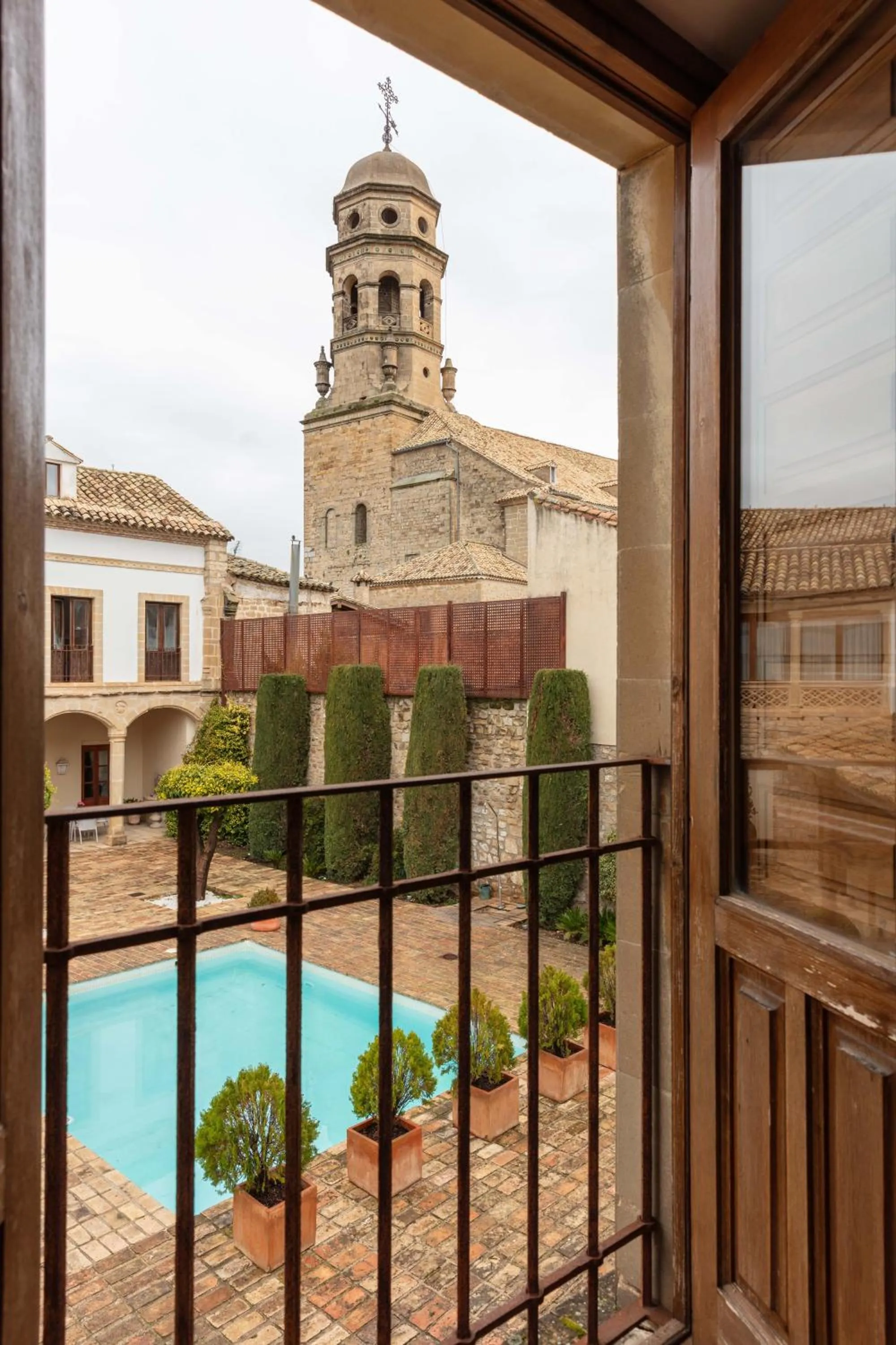 Pool view in Hotel Puerta de la Luna