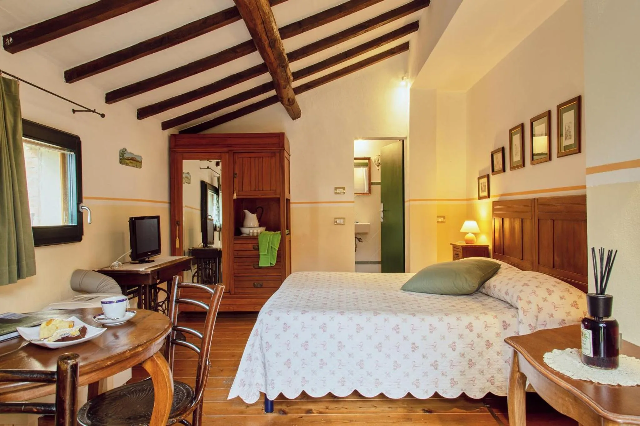 Photo of the whole room, Bed in Affittacamere Maria Gabriella