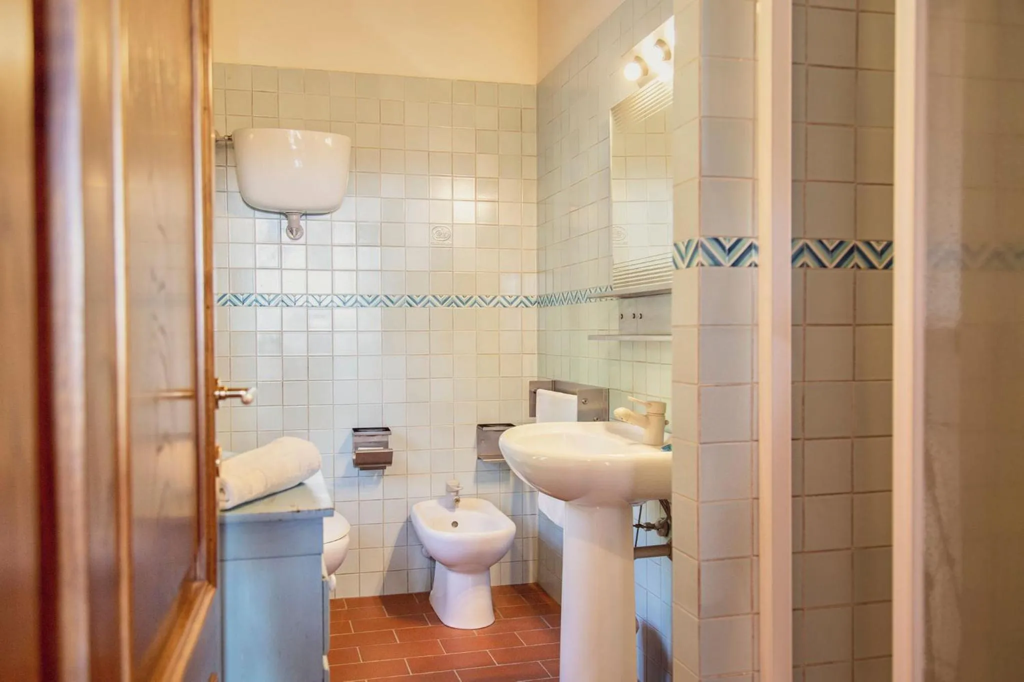 Shower in Affittacamere Maria Gabriella