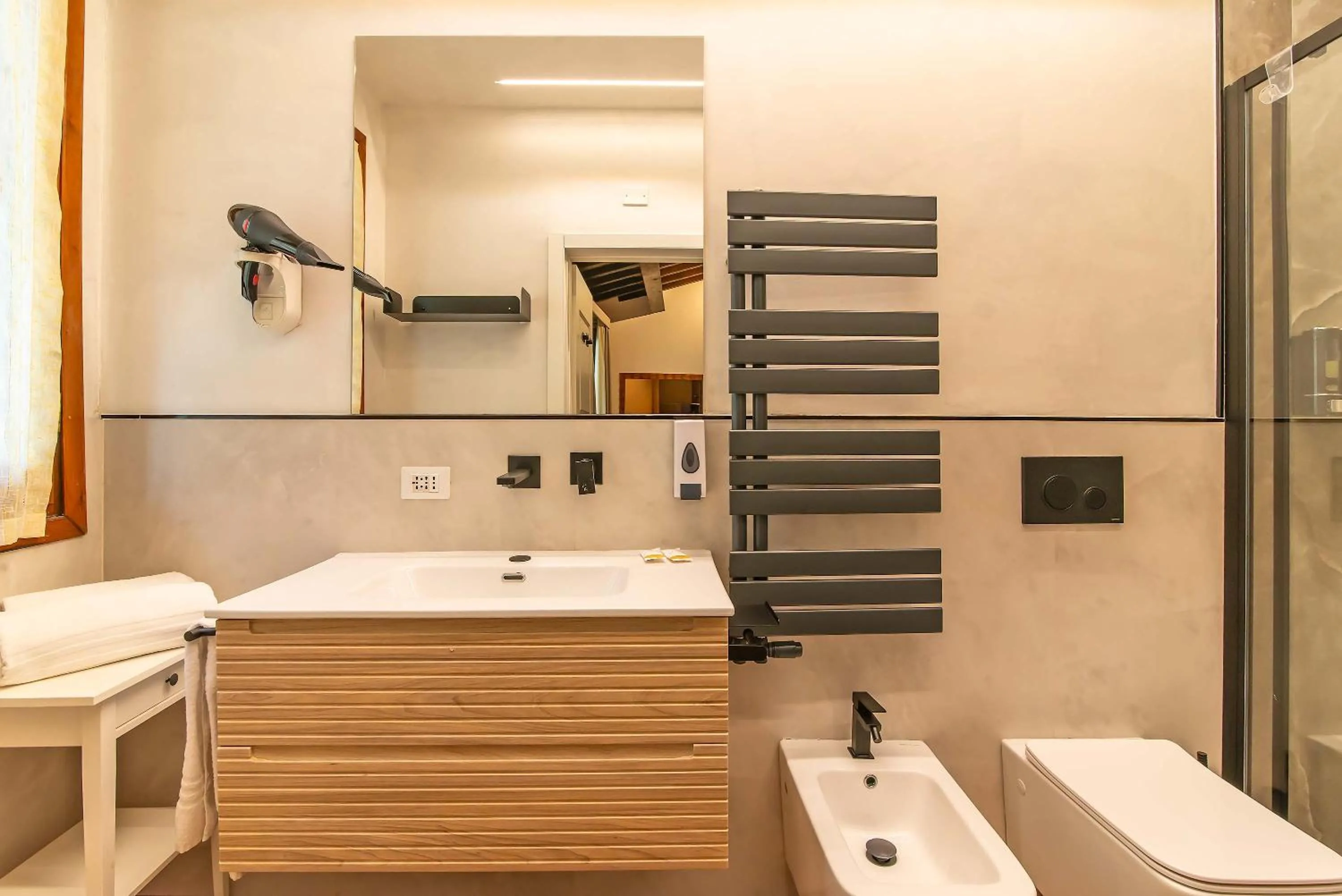 Shower in Marco's Way