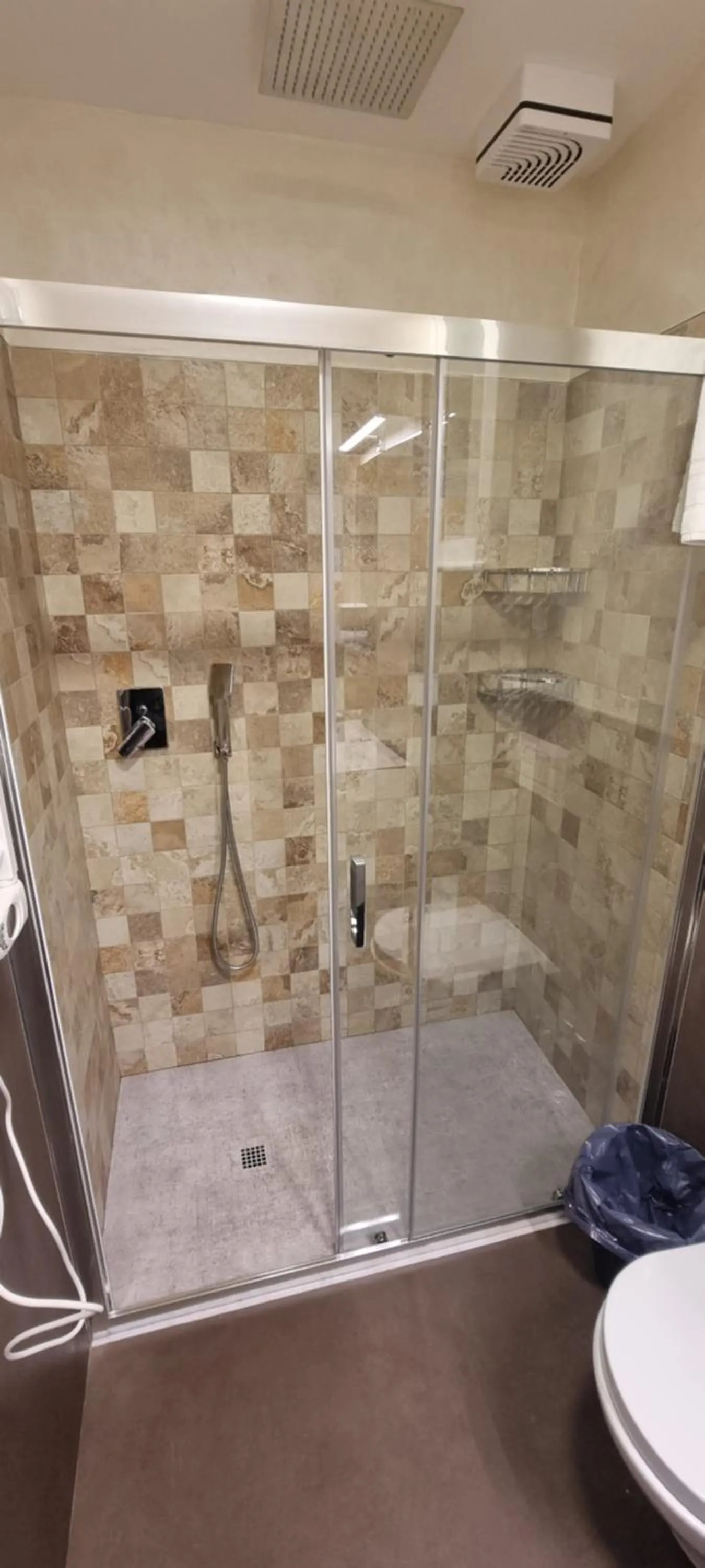 Shower in Marco's Way