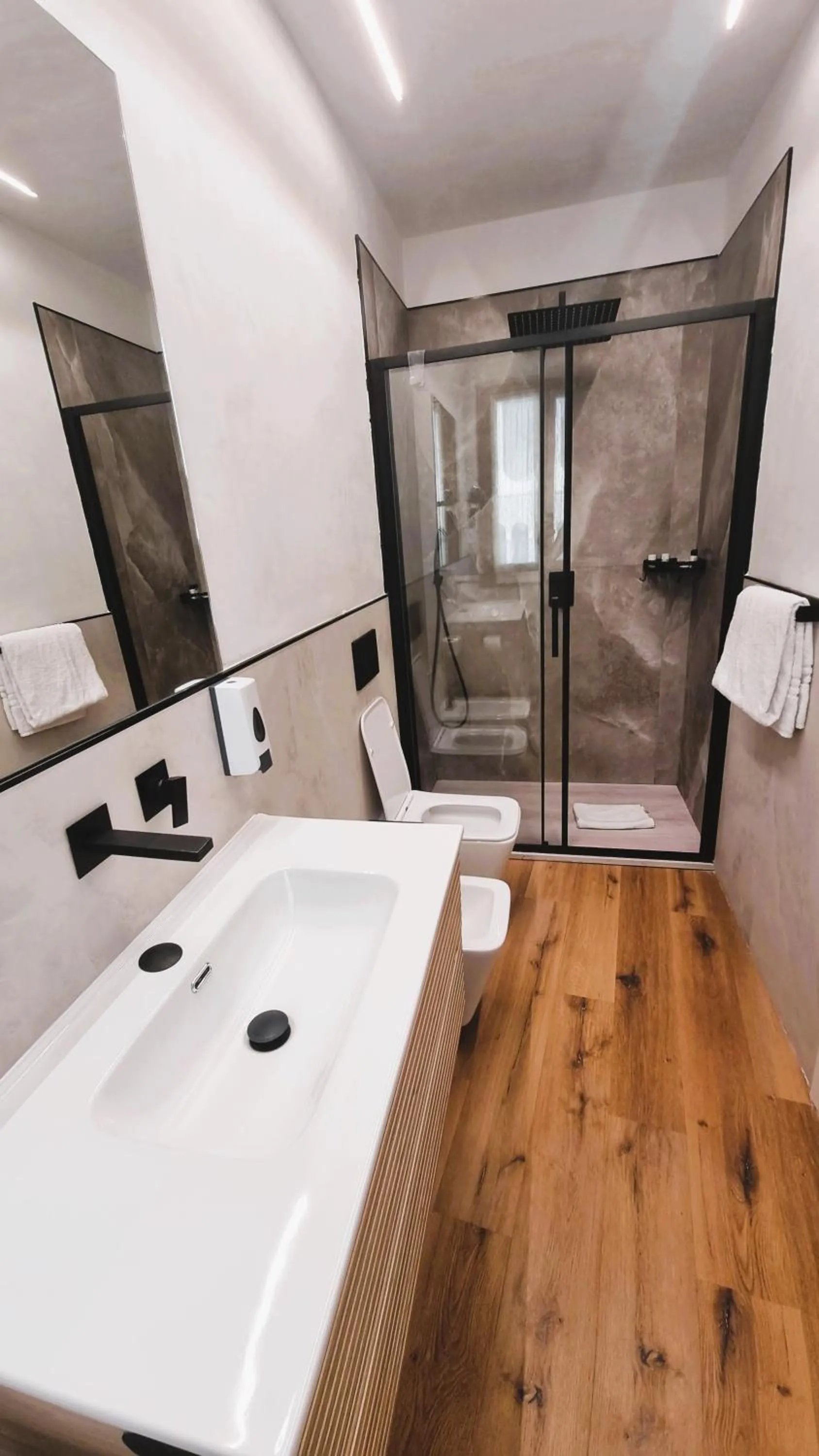 Shower in Marco's Way