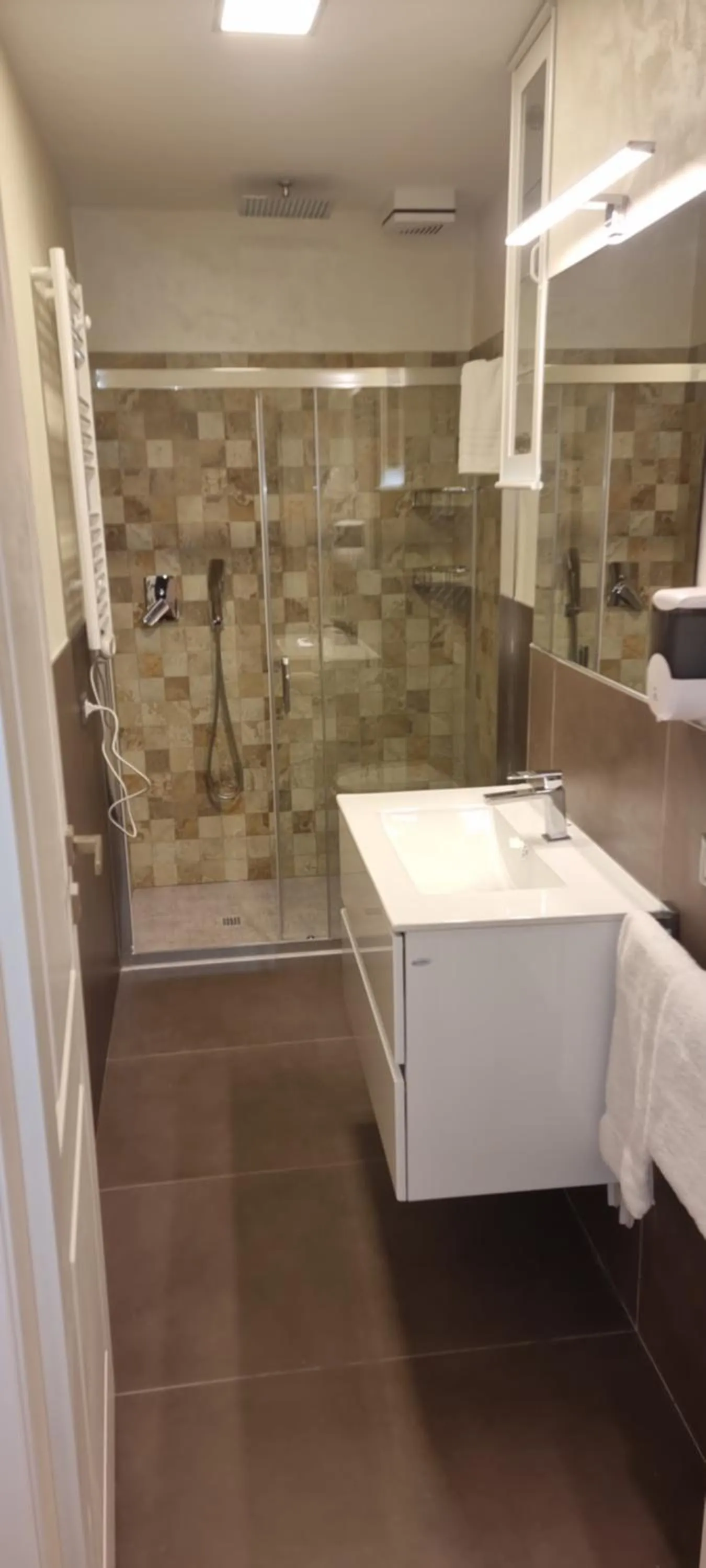 Shower in Marco's Way