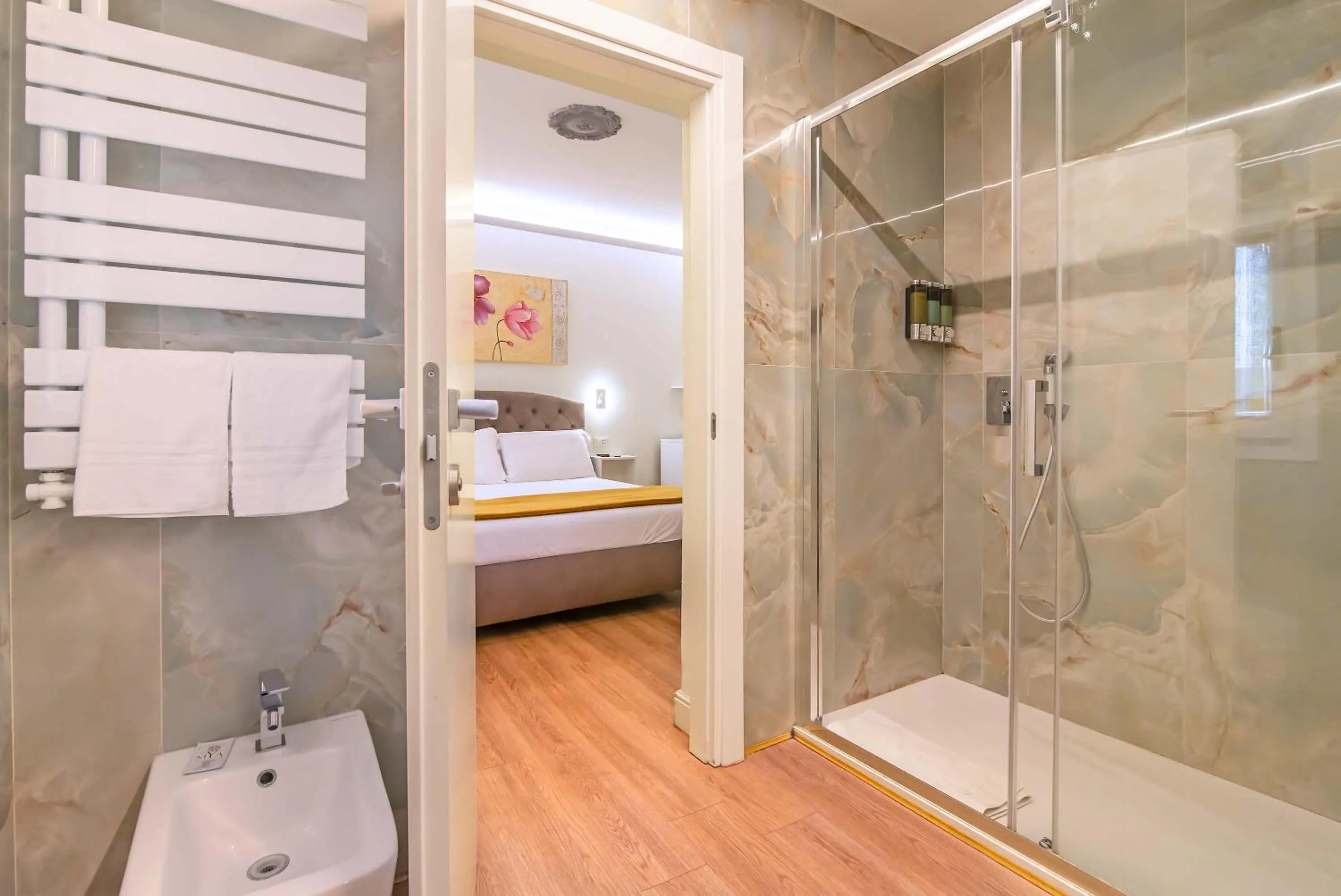 Shower in Marco's Way