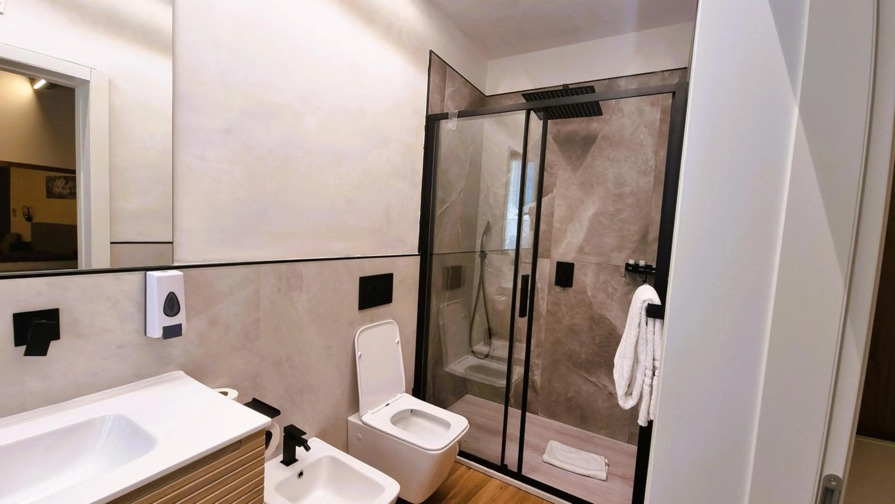 Shower in Marco's Way