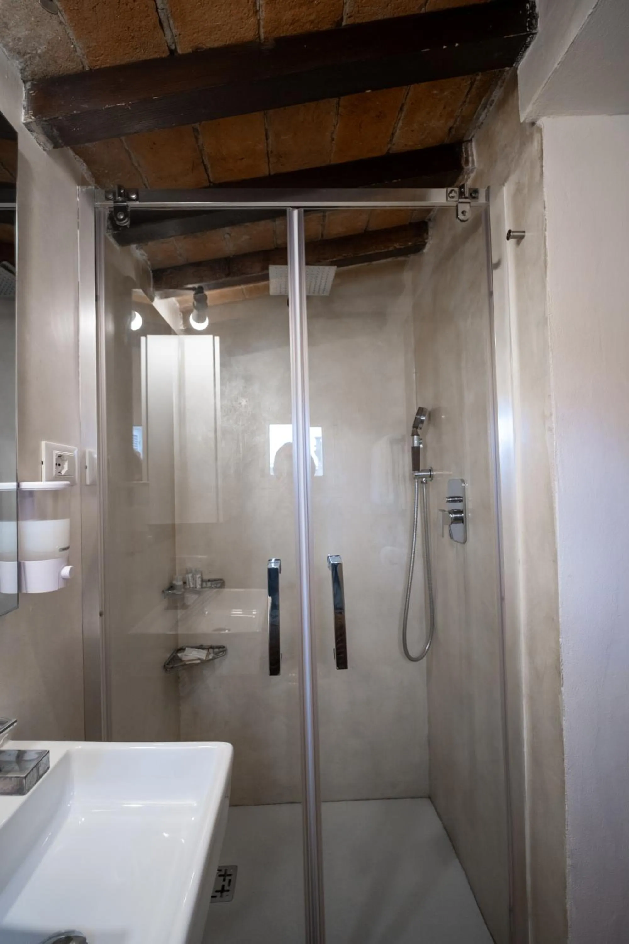 Shower in Marco's Way