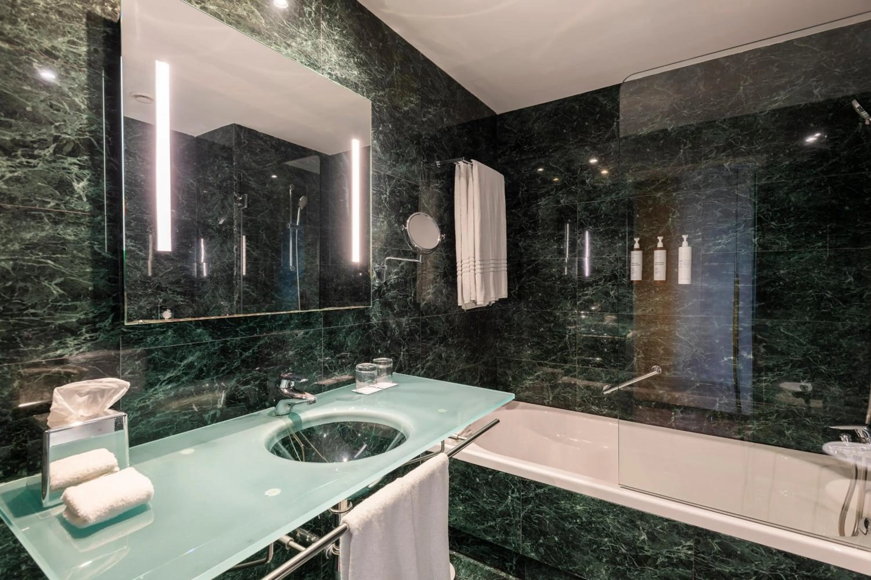 Bathroom in Leonardo Royal Hotel Barcelona Forum