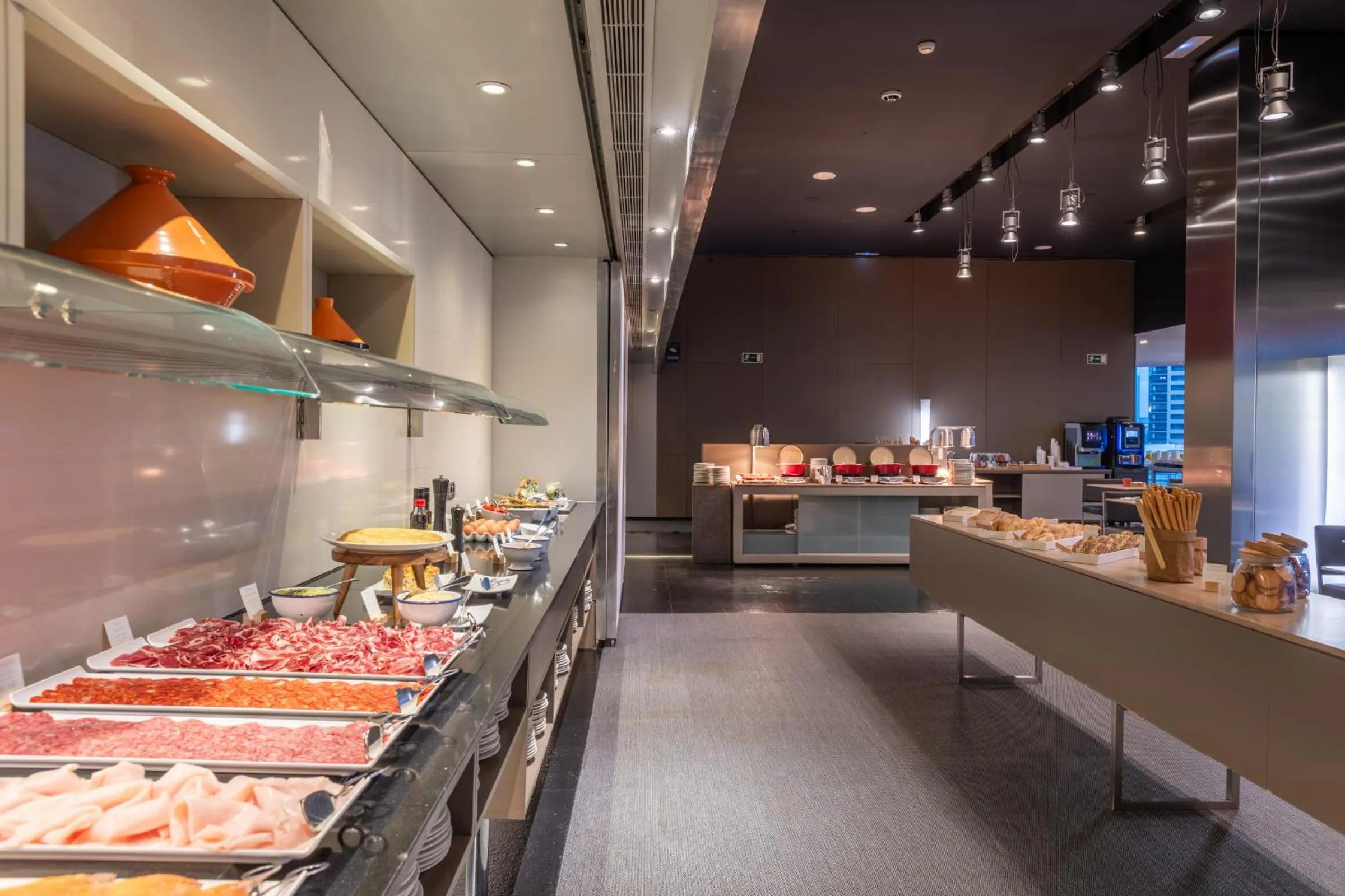 Breakfast in Leonardo Royal Hotel Barcelona Forum