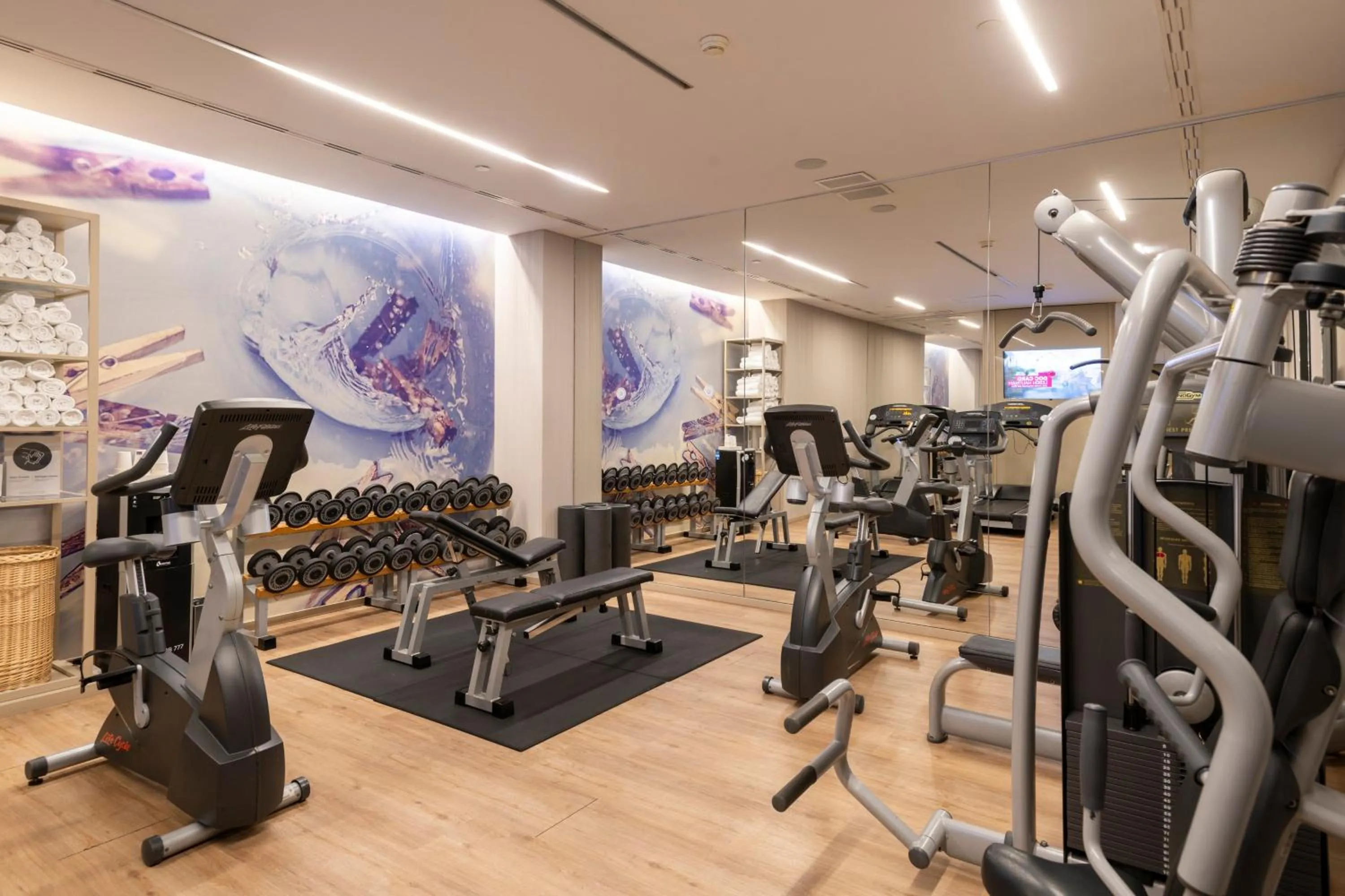 Fitness centre/facilities in Leonardo Royal Hotel Barcelona Forum