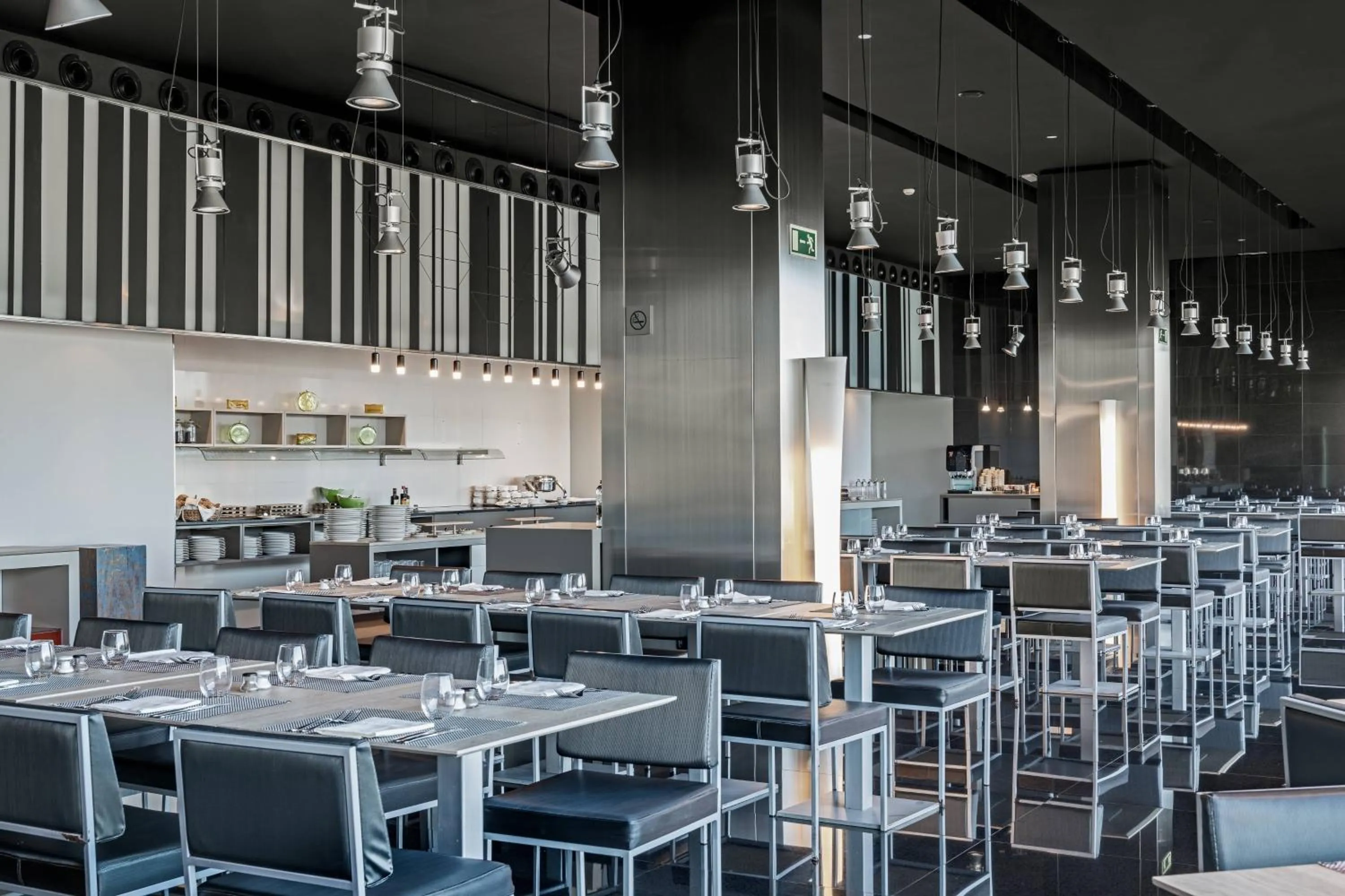 Meeting/conference room in AC Hotel Barcelona Fórum by Marriott