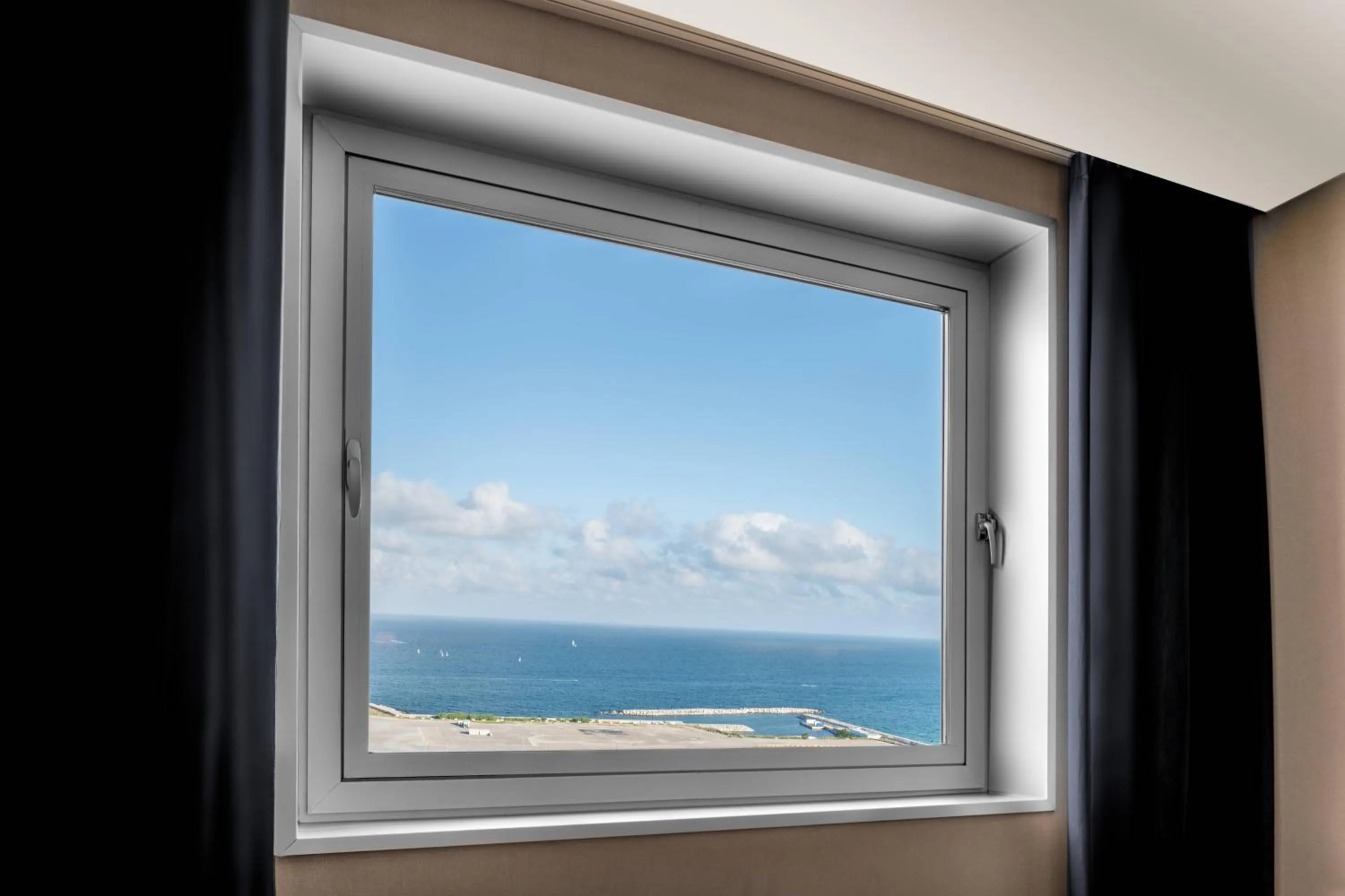 Photo of the whole room in AC Hotel Barcelona Fórum by Marriott