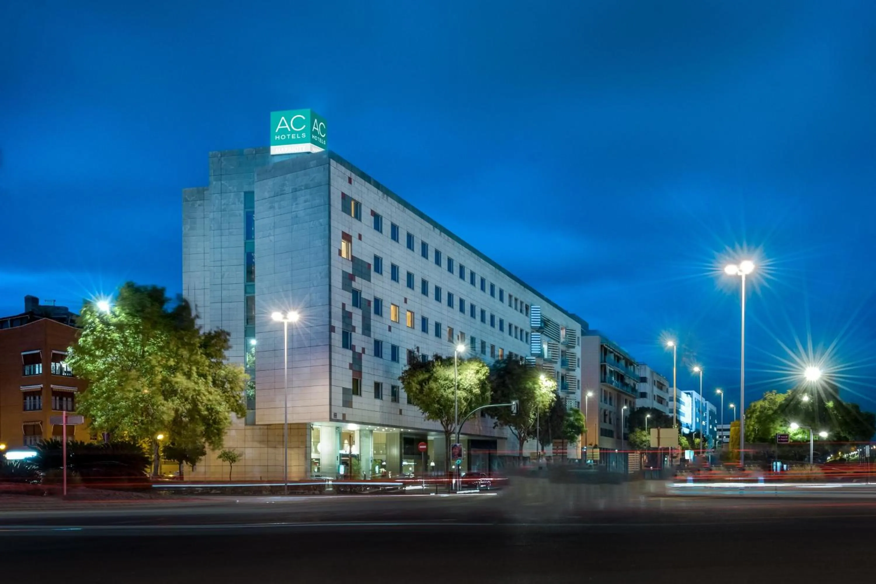 Property building in AC Hotel Córdoba by Marriott