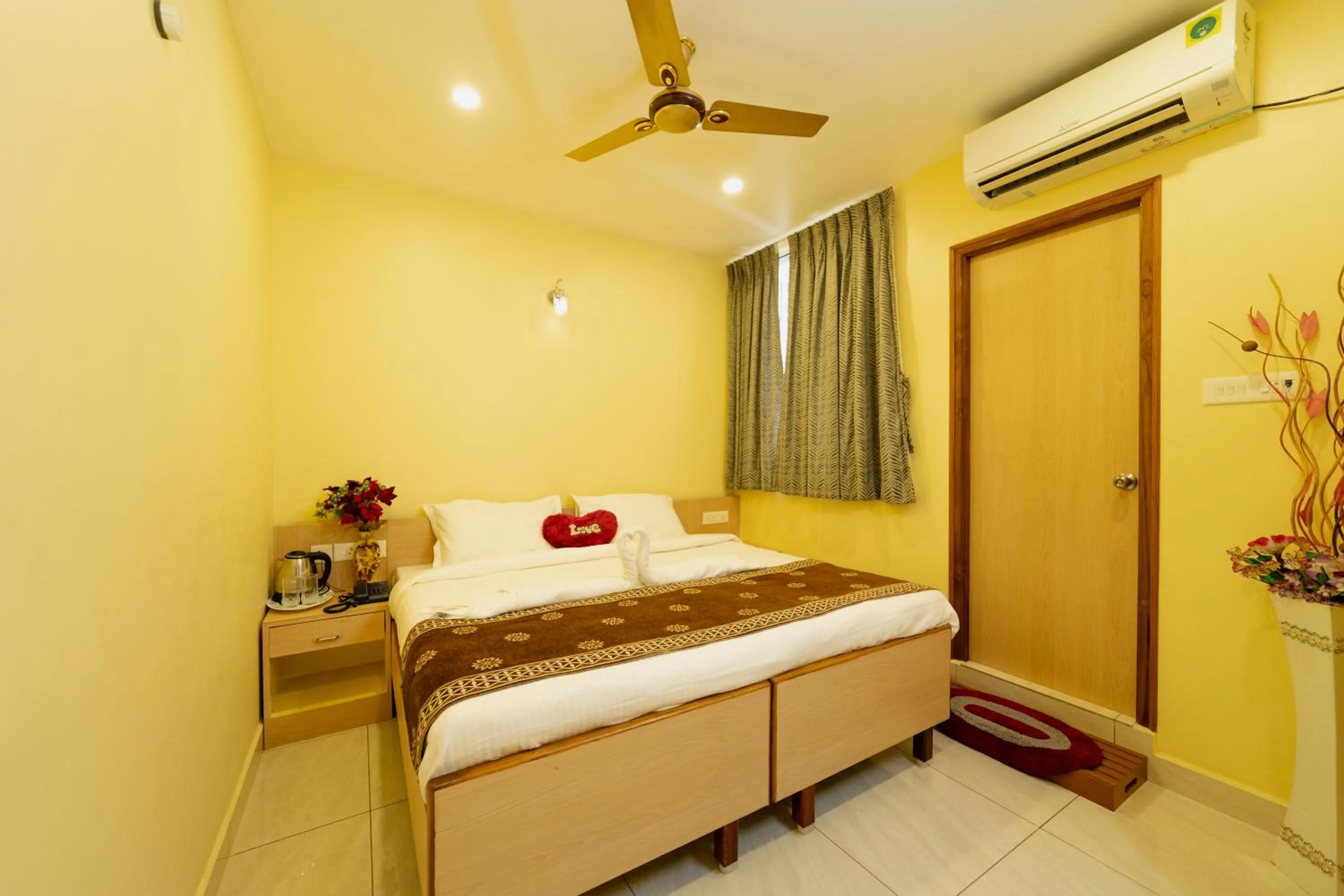 Bed in Nadanam Inn