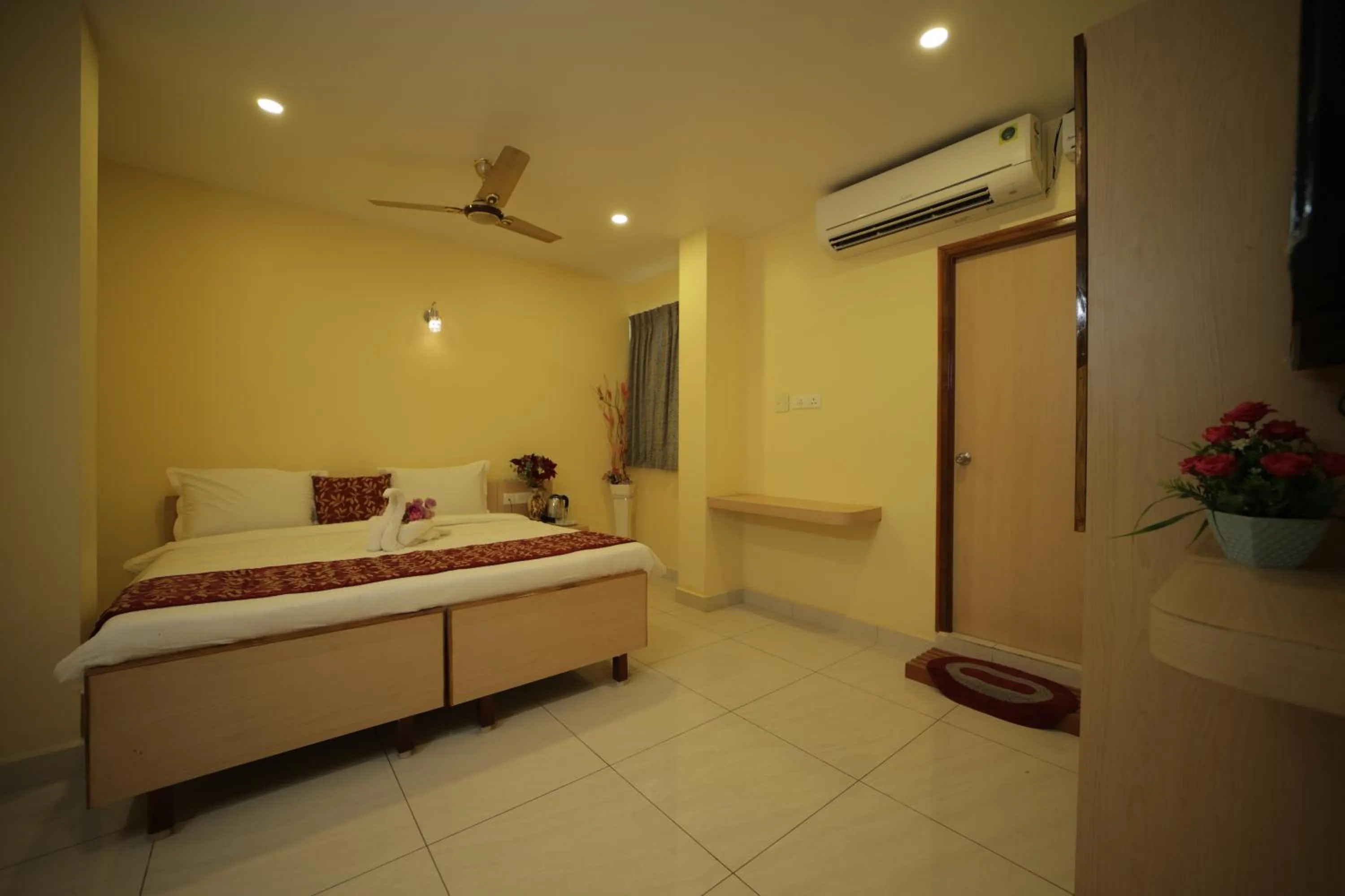 Bedroom, Bed in Nadanam Inn