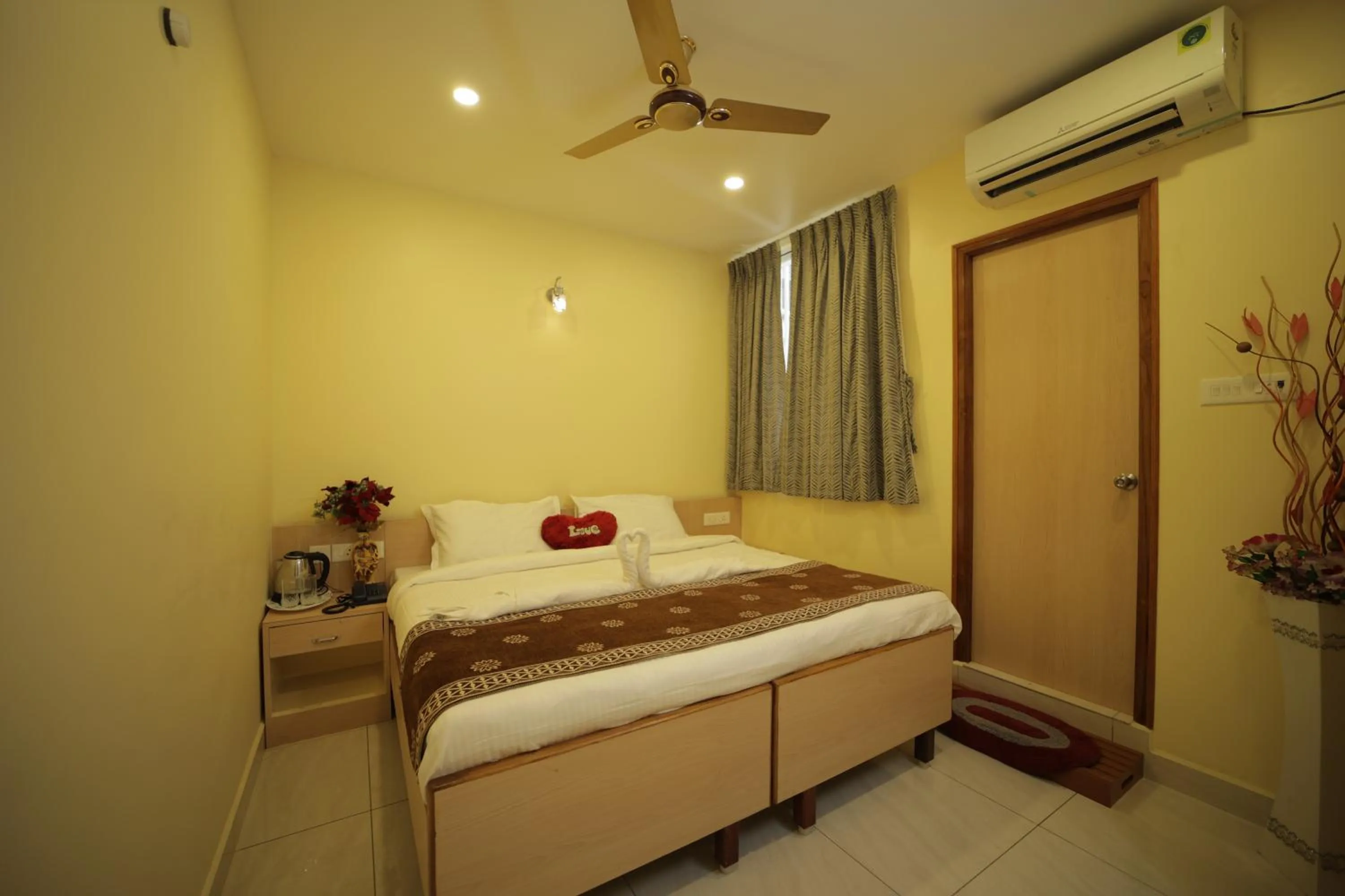 Bed in Nadanam Inn