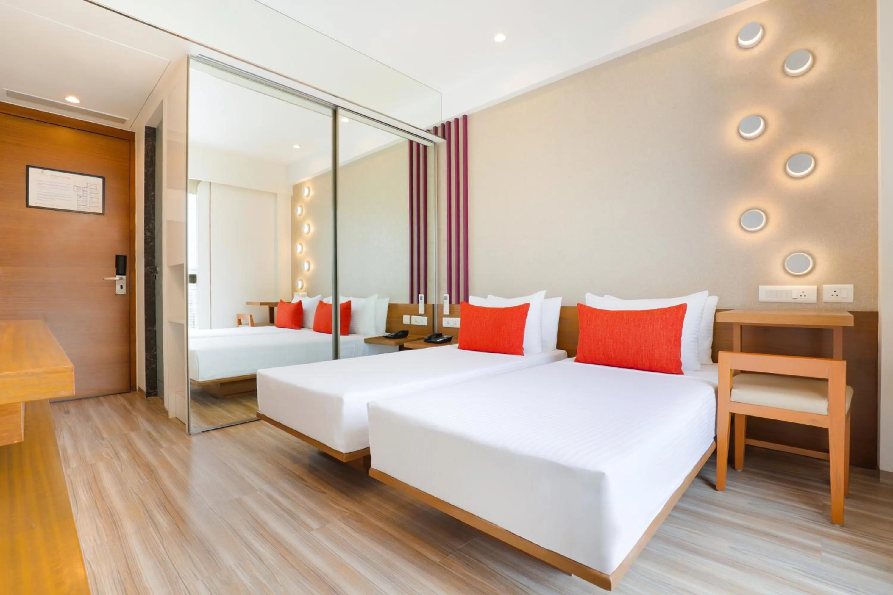 Bedroom, Bed in Lemon Tree Hotel, Kalina BKC, Mumbai