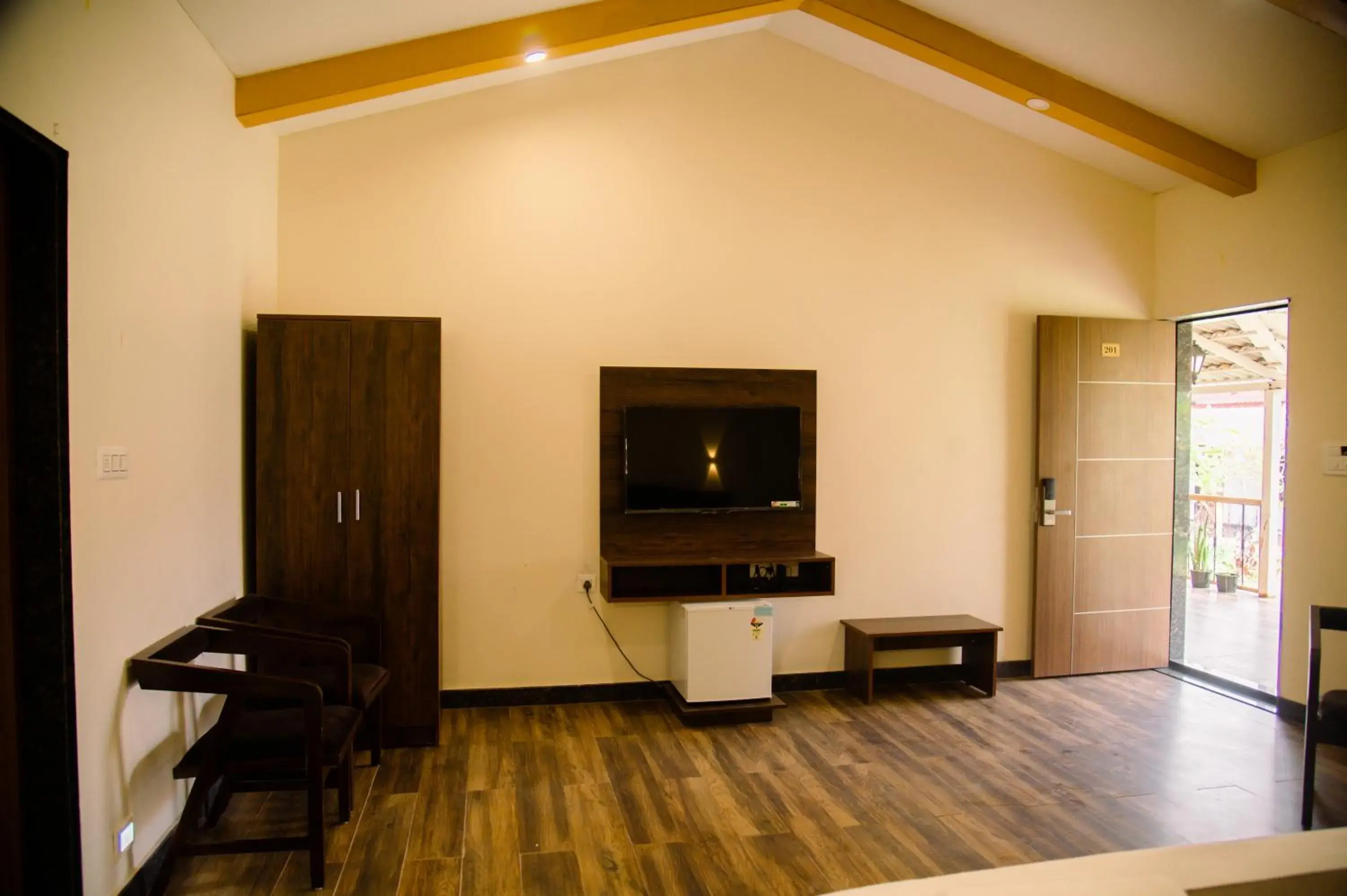 Bed in Sterling Banashree Badami Bed in Sterling Banashree Badami