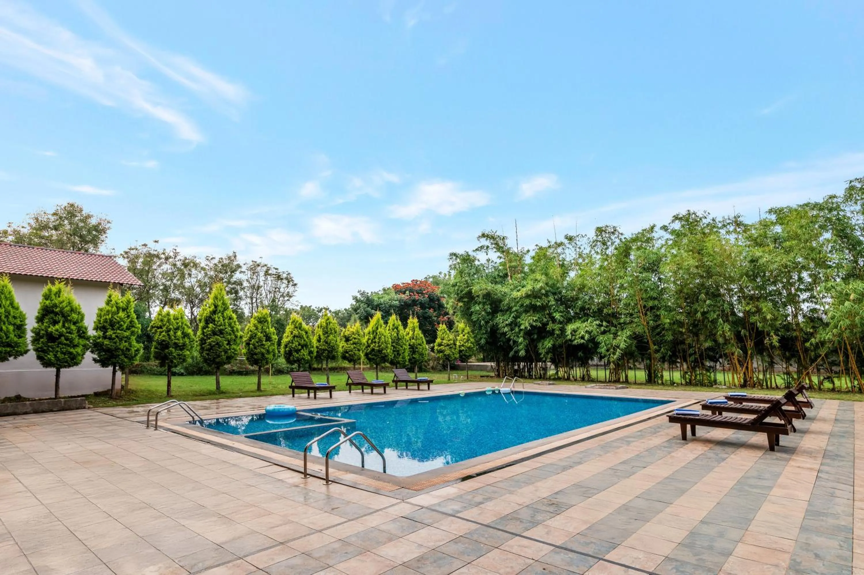 Property building in Sterling Banashree Badami