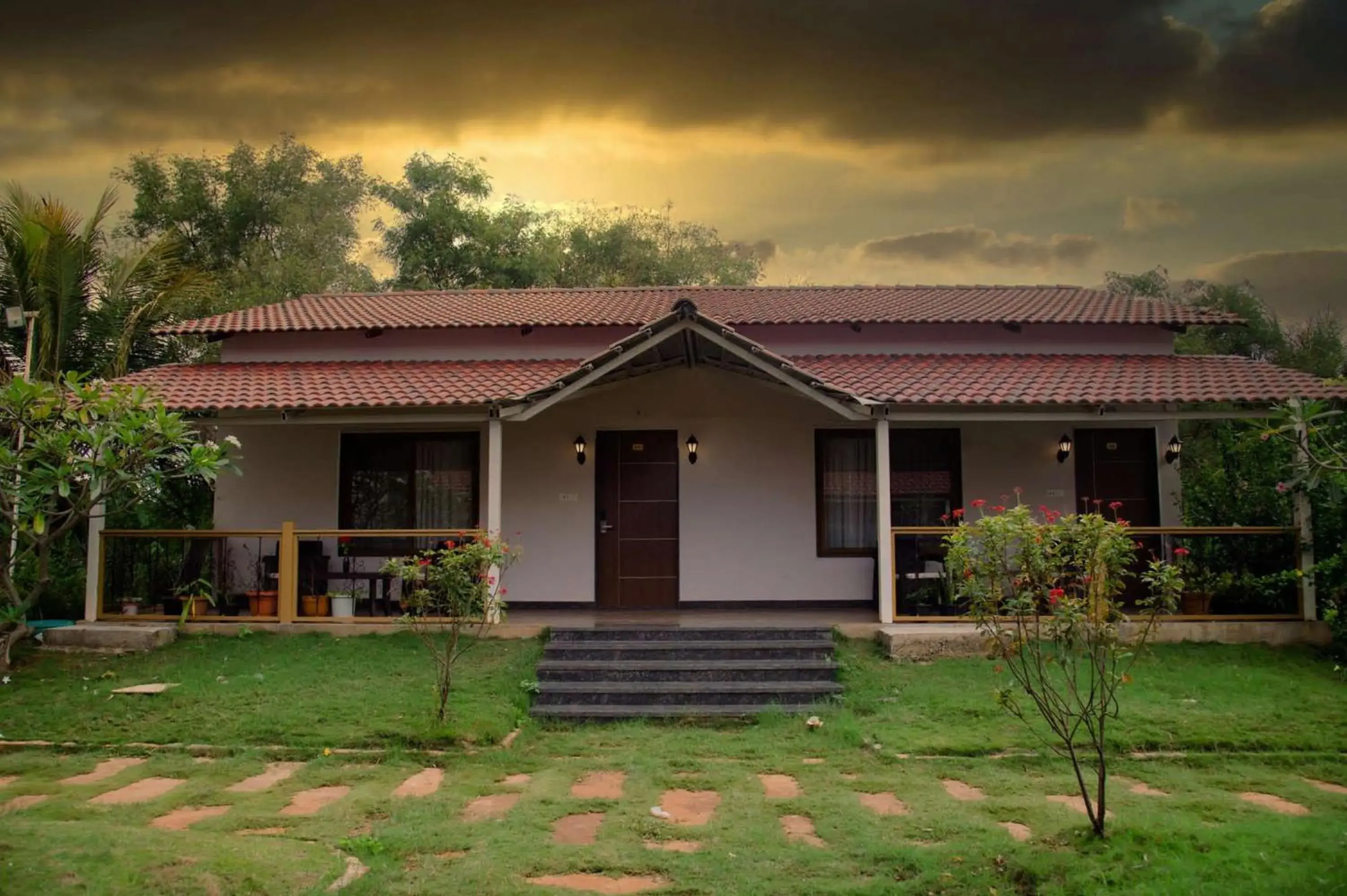Cottage - single occupancy in Sterling Banashree Badami Cottage - single occupancy in Sterling Banashree Badami