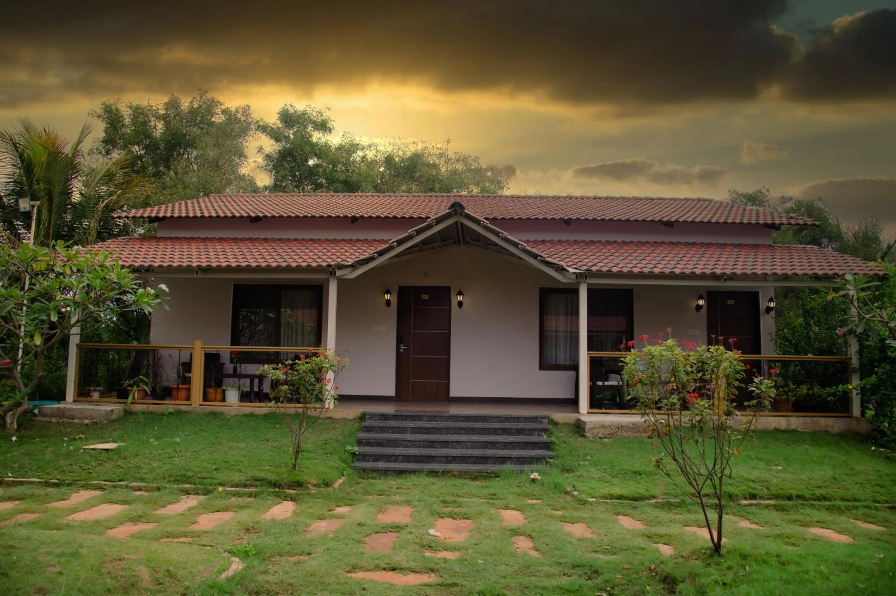 Property building in Sterling Banashree Badami