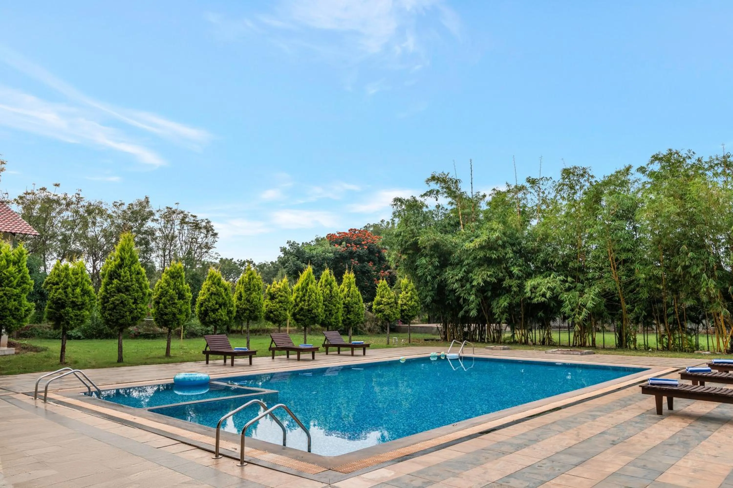 Swimming pool in Sterling Banashree Badami