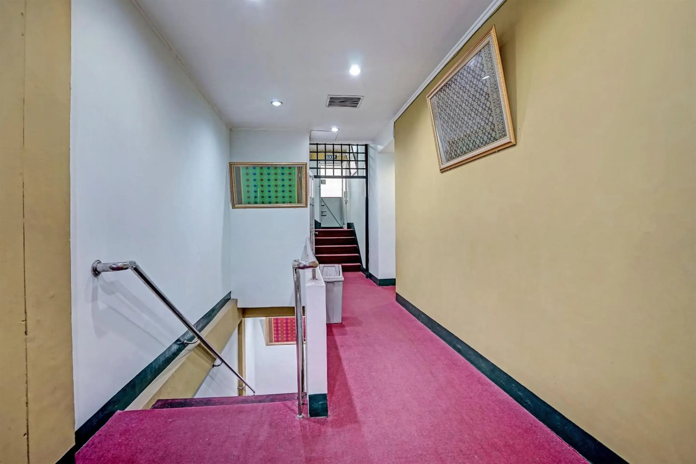 Lobby or reception in Hotel O Wisma Bari Lobby or reception in Hotel O Wisma Bari