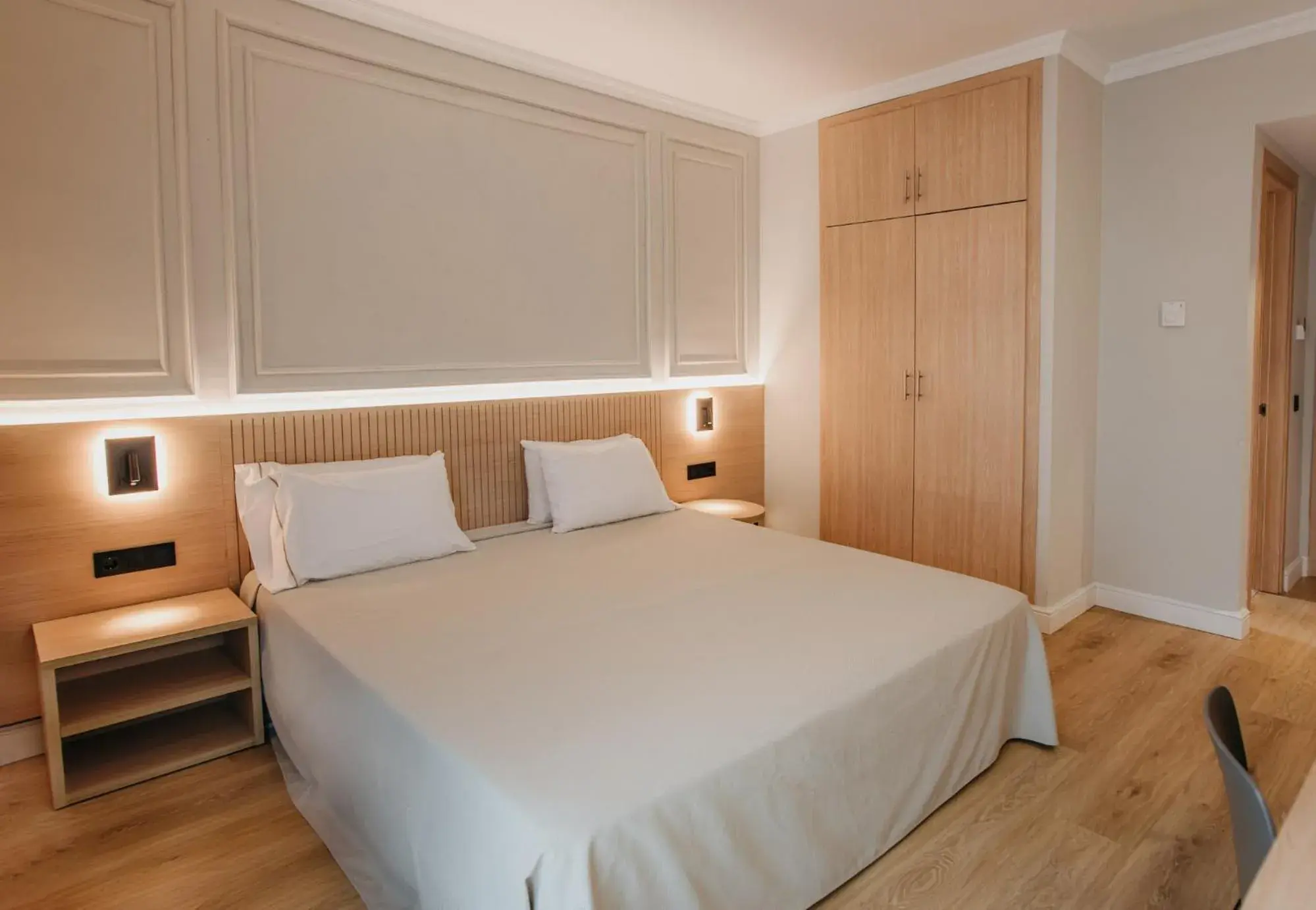 Bed in Hotel Miramar Bed in Hotel Miramar