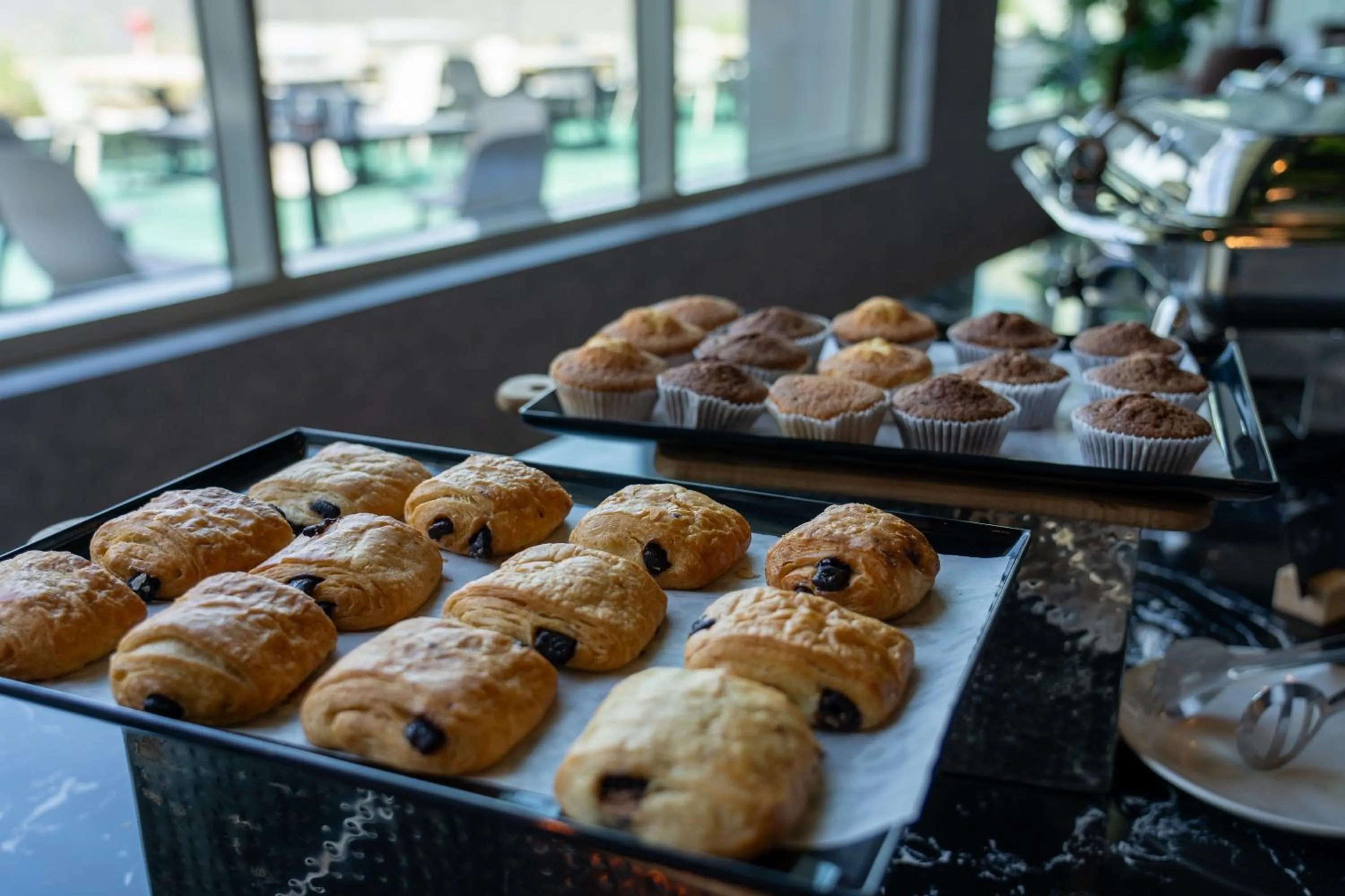 Restaurant/places to eat in VOGO Grand Hotel Formerly Best Western Plus Hotel Dubai Academic City