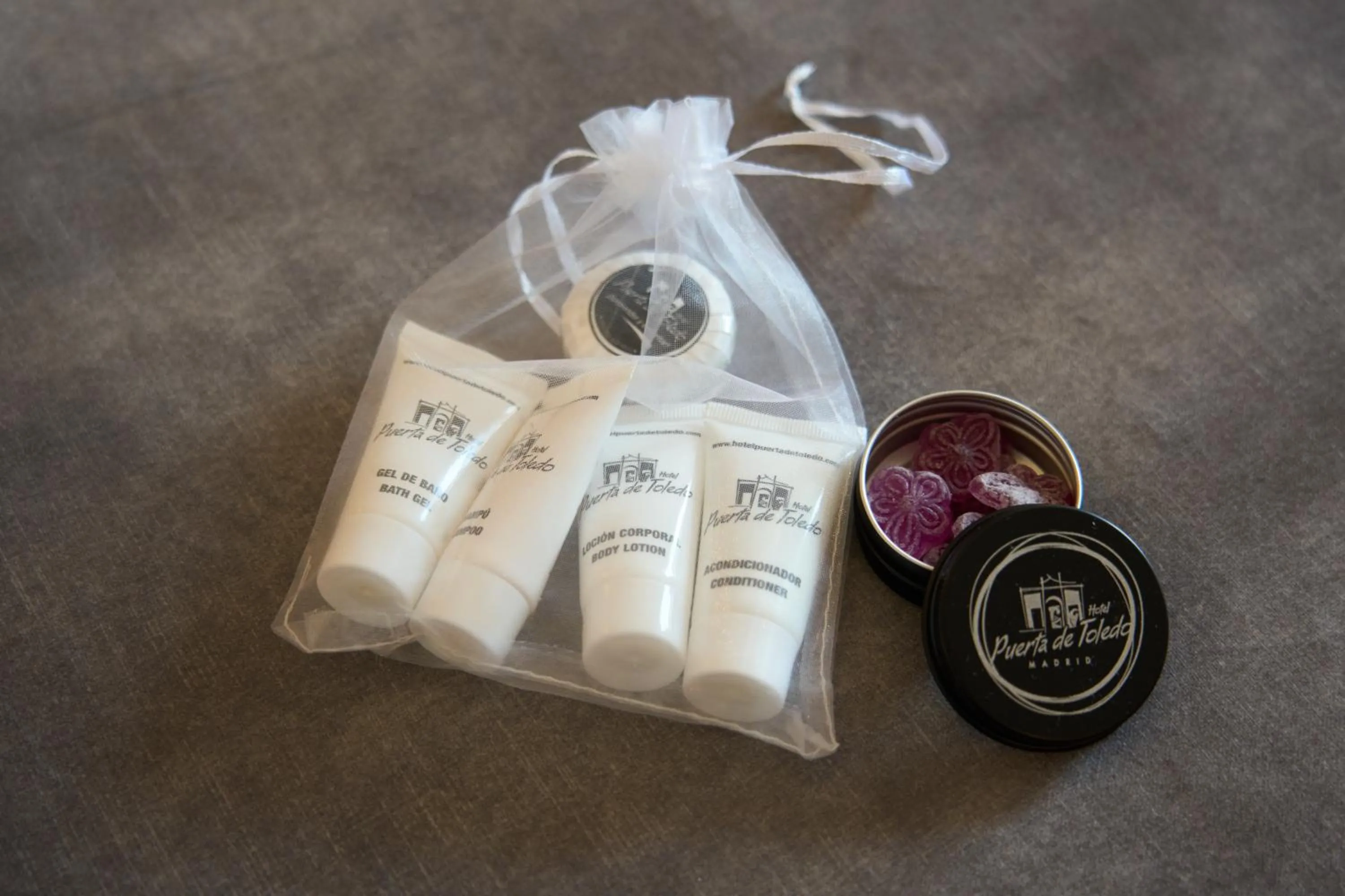 Decorative detail in Hotel Puerta de Toledo