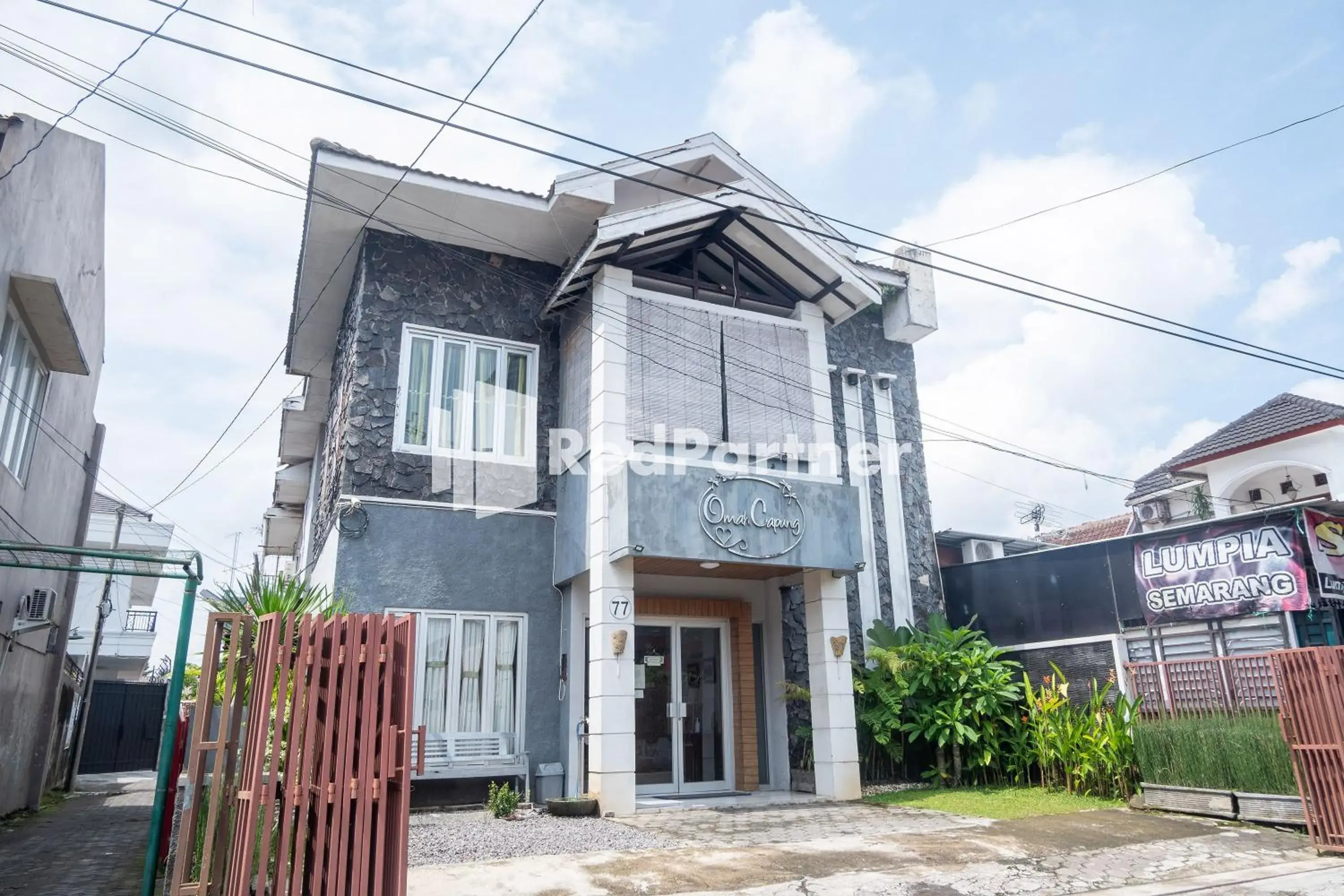 Property building in Omah Capung near Malioboro Area Mitra RedDoorz Property building in Omah Capung near Malioboro Area Mitra RedDoorz