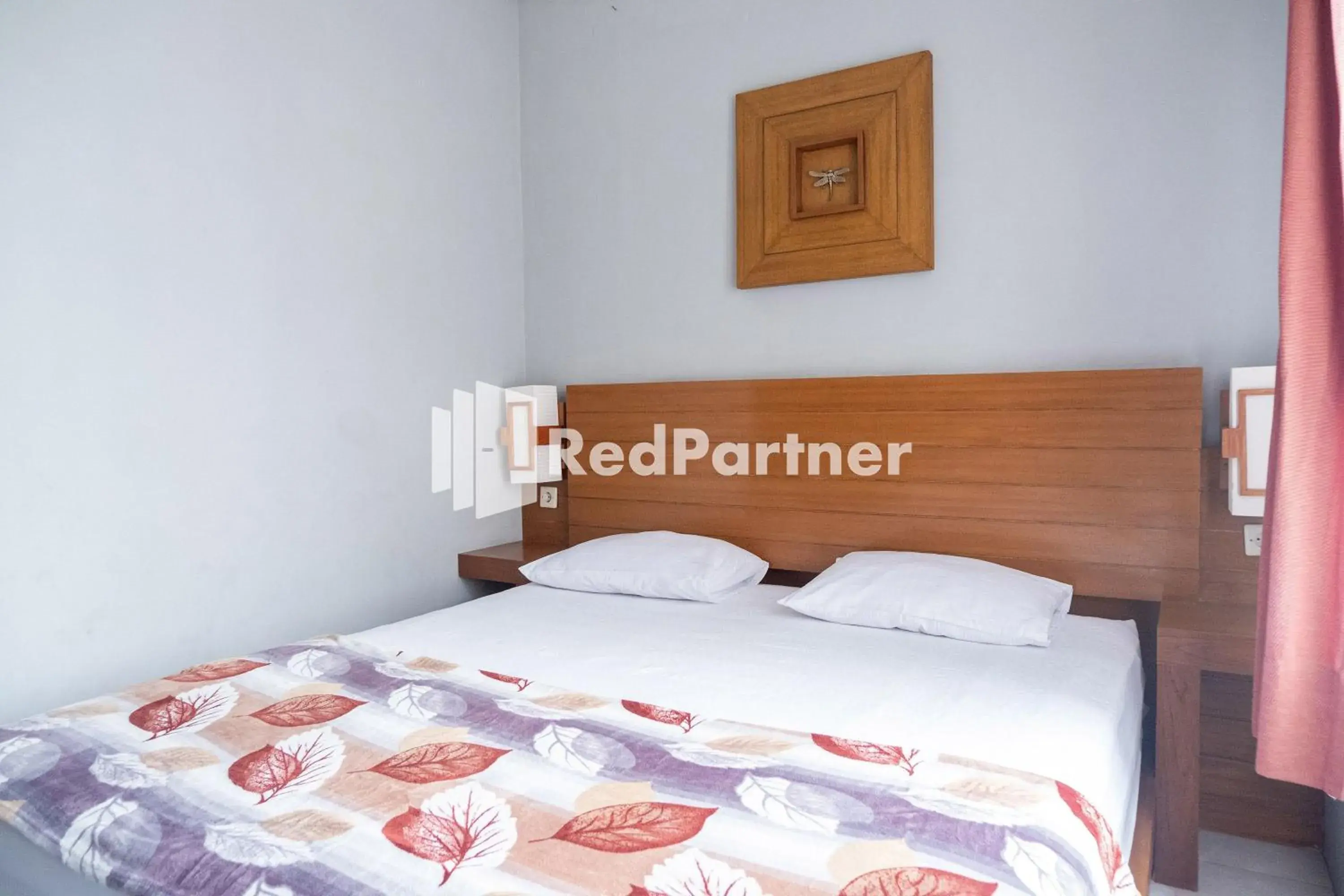Bedroom, Bed in Omah Capung near Malioboro Area Mitra RedDoorz Bedroom, Bed in Omah Capung near Malioboro Area Mitra RedDoorz