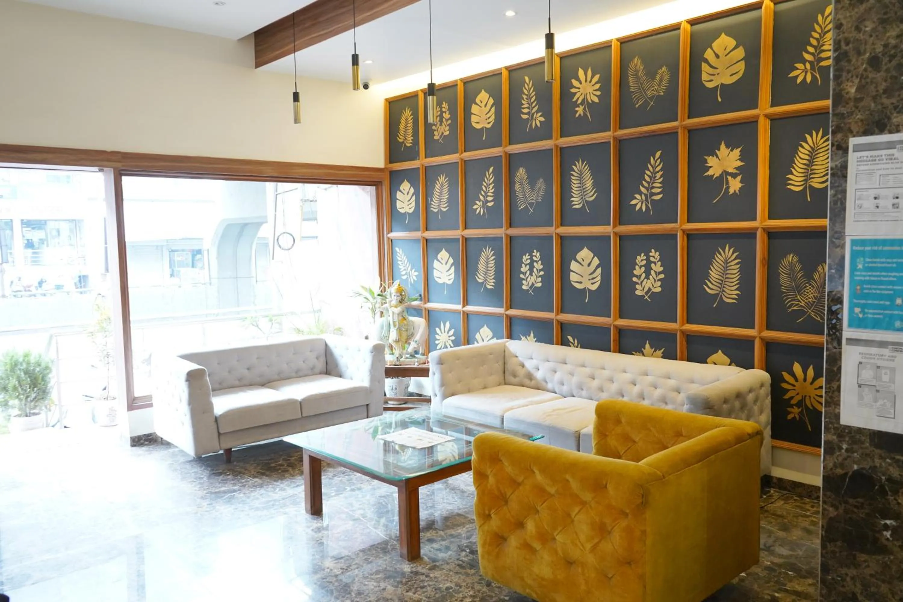 Facade/entrance in Hotel Sudarshan Palace