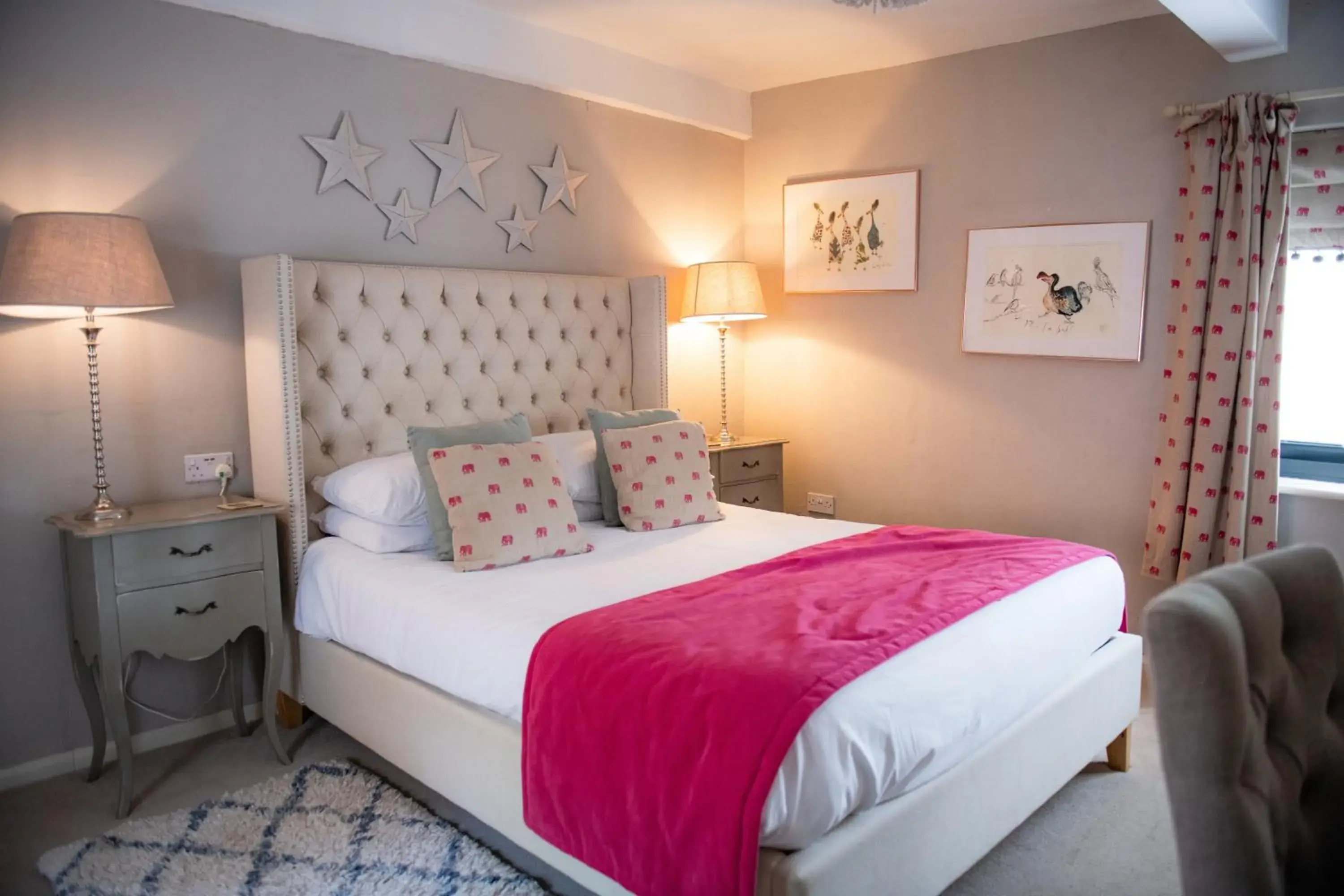 Spring, Bed in Grantham Arms Spring, Bed in Grantham Arms