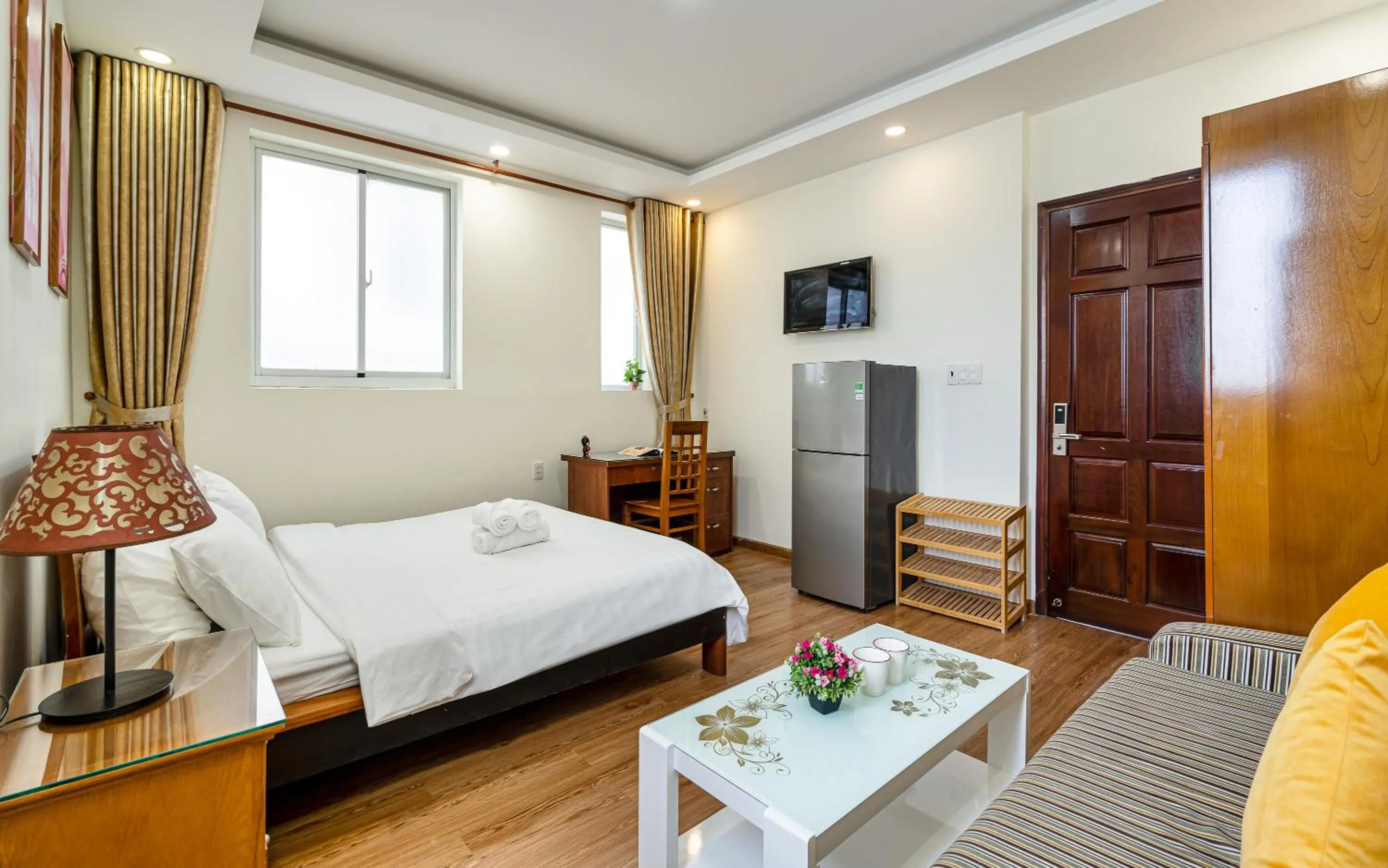 Photo of the whole room, Bed in WE HOME Japan Town