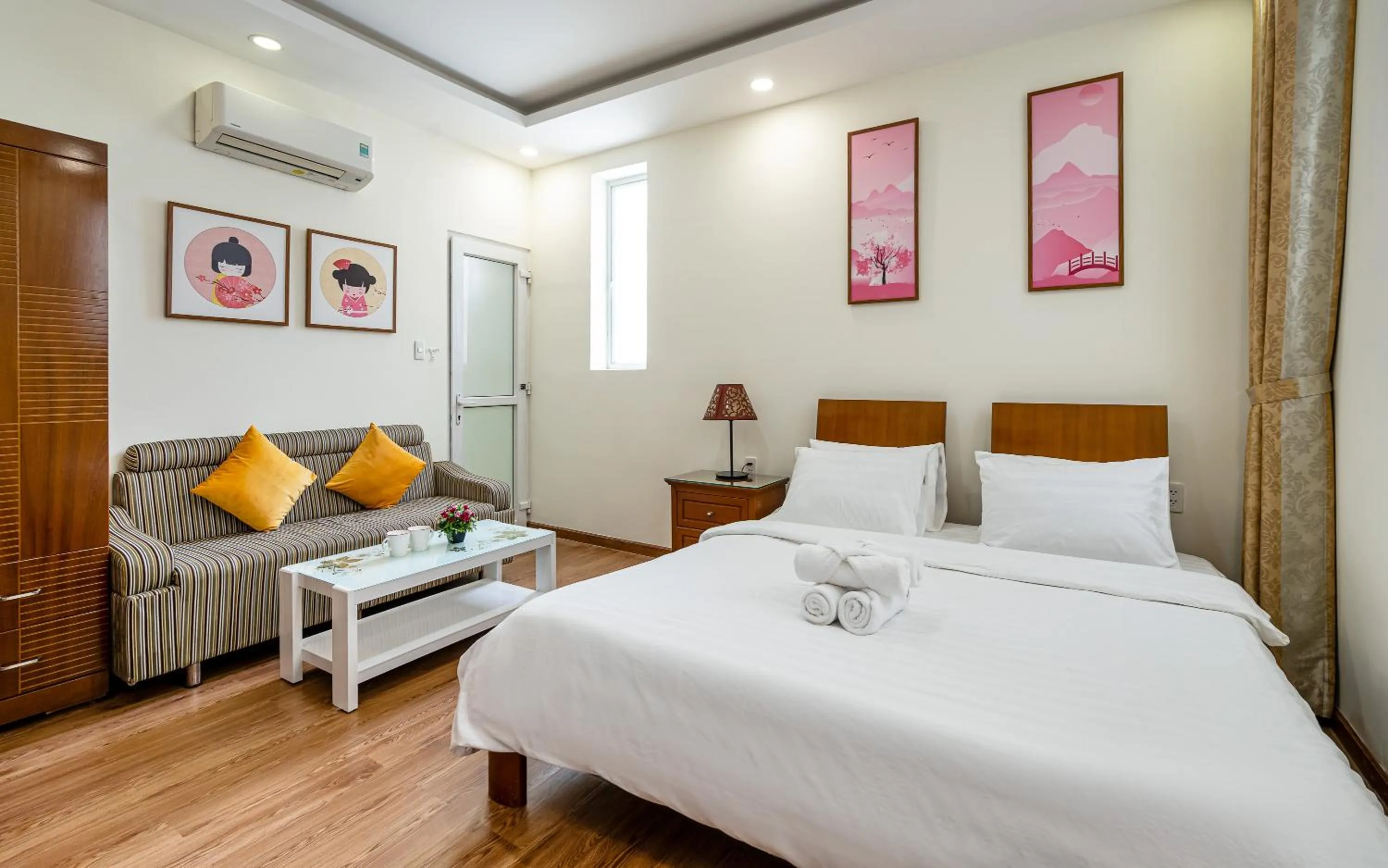 Photo of the whole room, Bed in WE HOME Japan Town