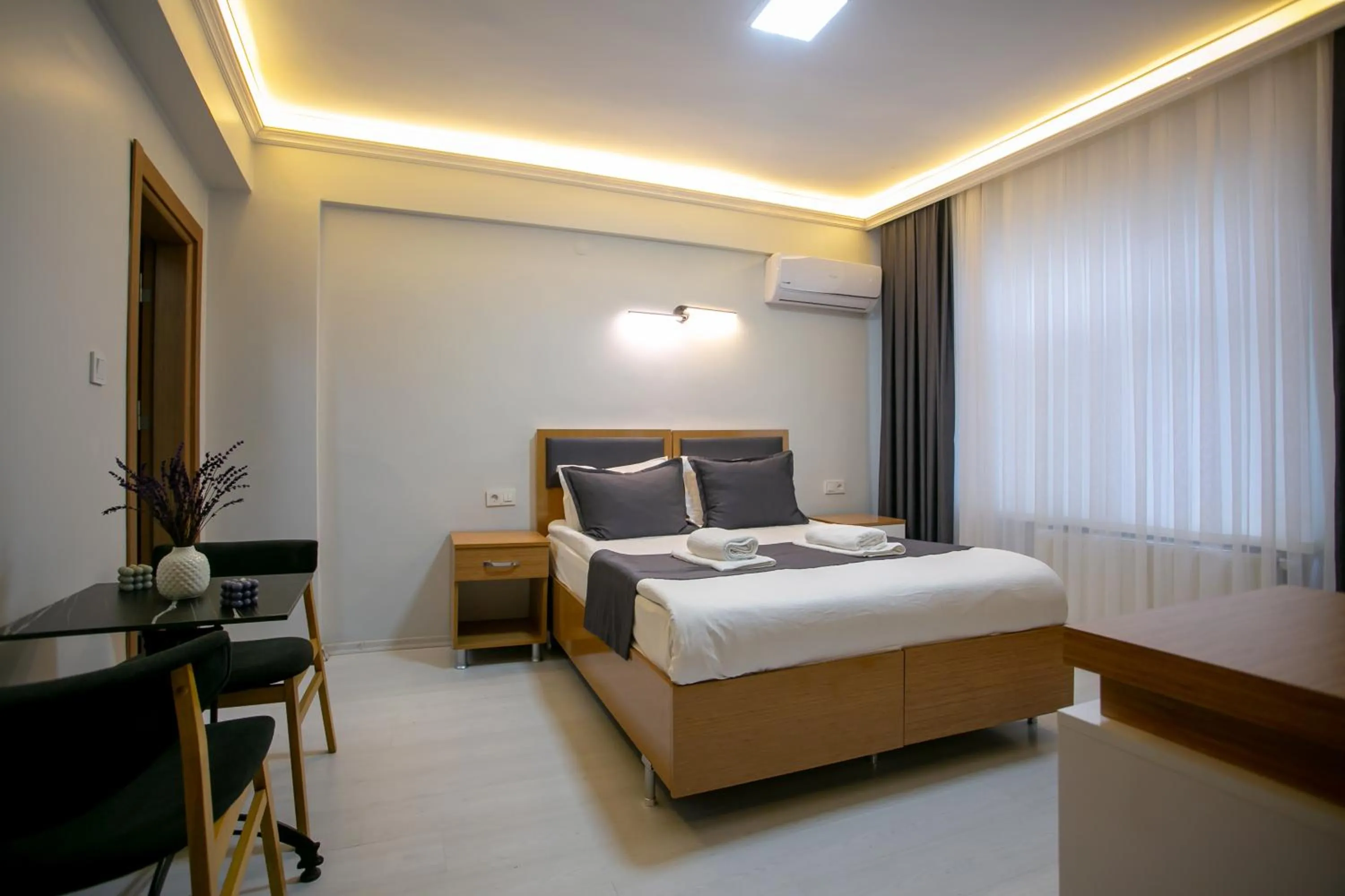 Photo of the whole room, Bed in BLAU GRÜN İSTANBUL OTEL