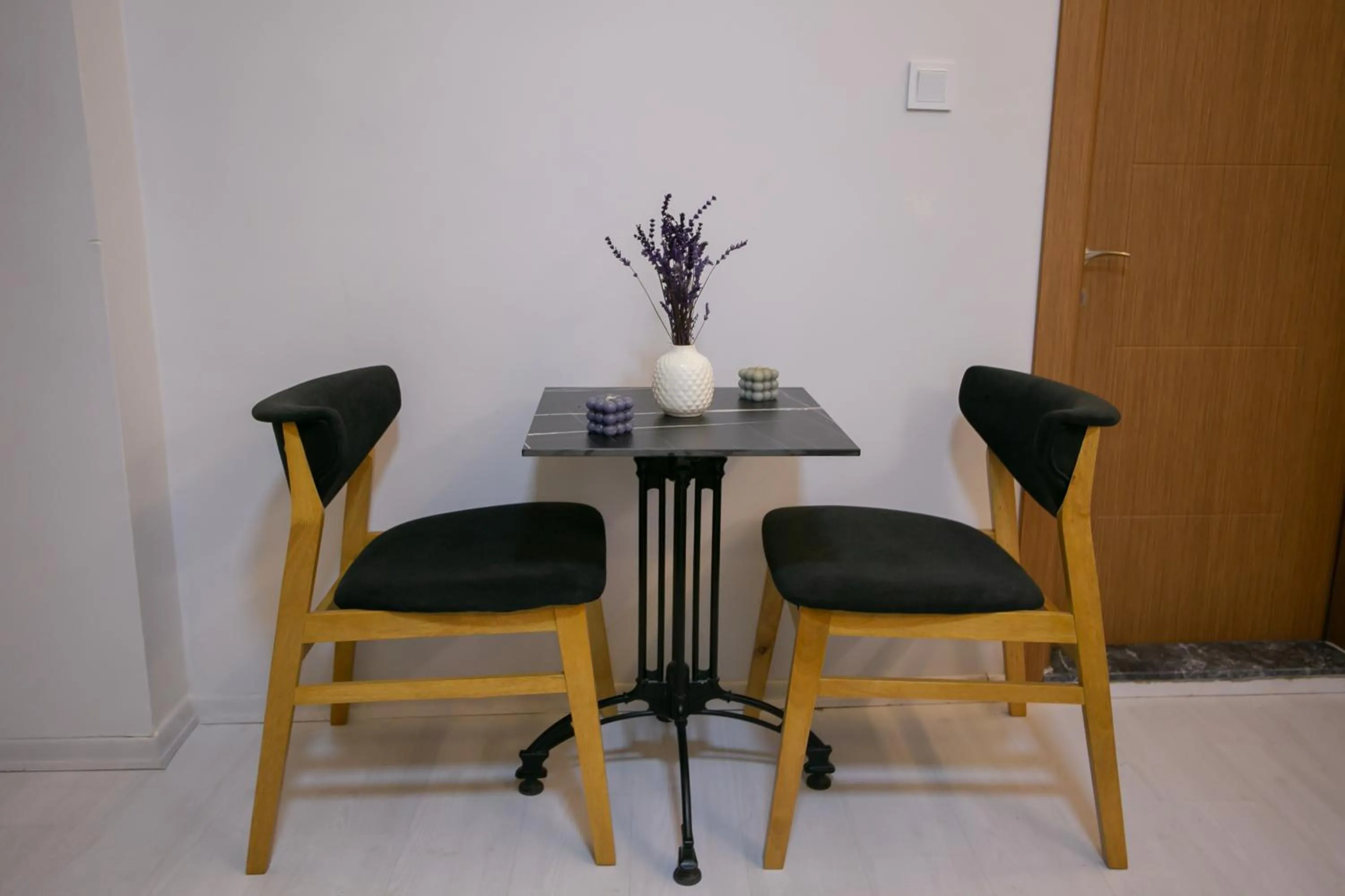 Seating area in BLAU GRÜN İSTANBUL OTEL